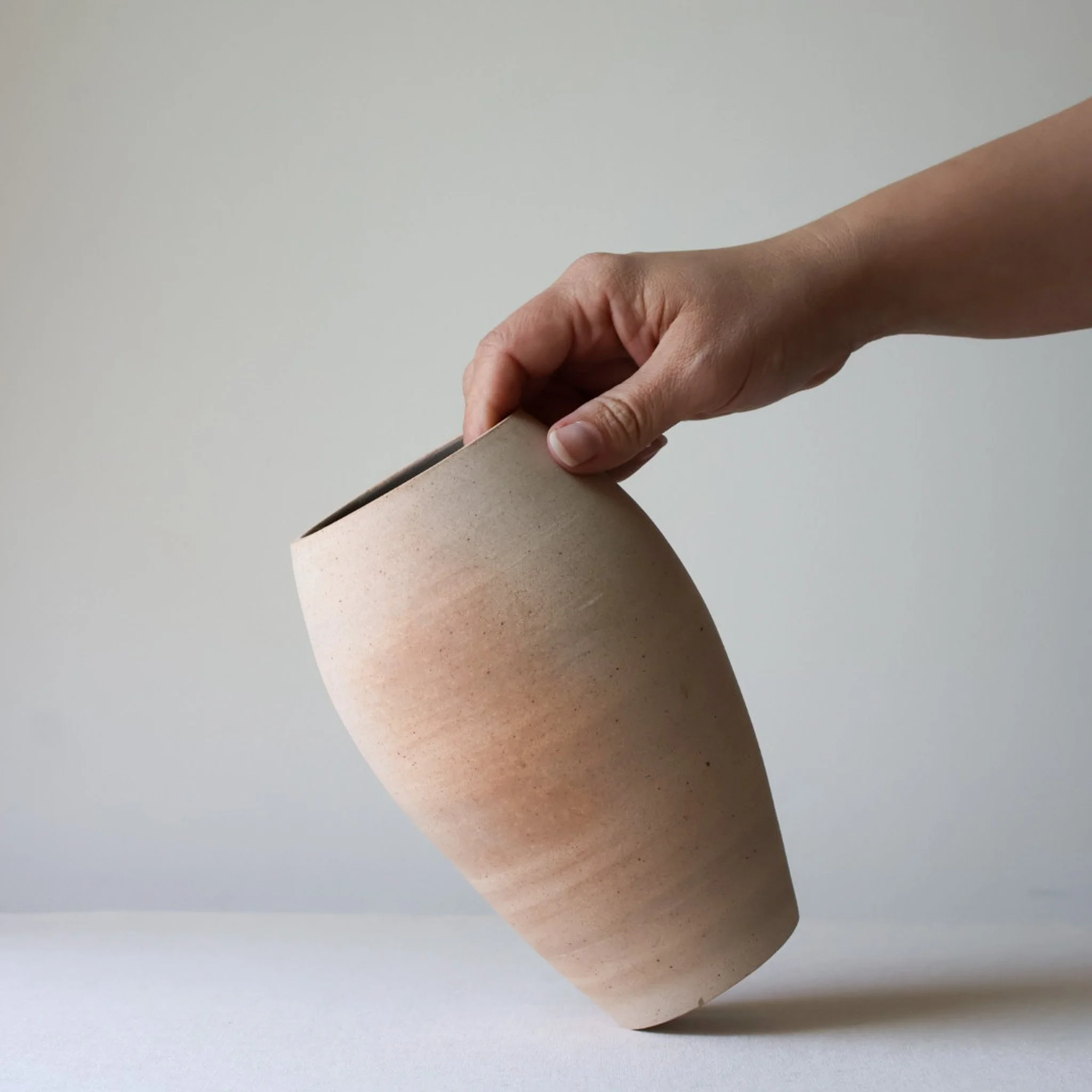 white-gray-flash-vase-3.jpg