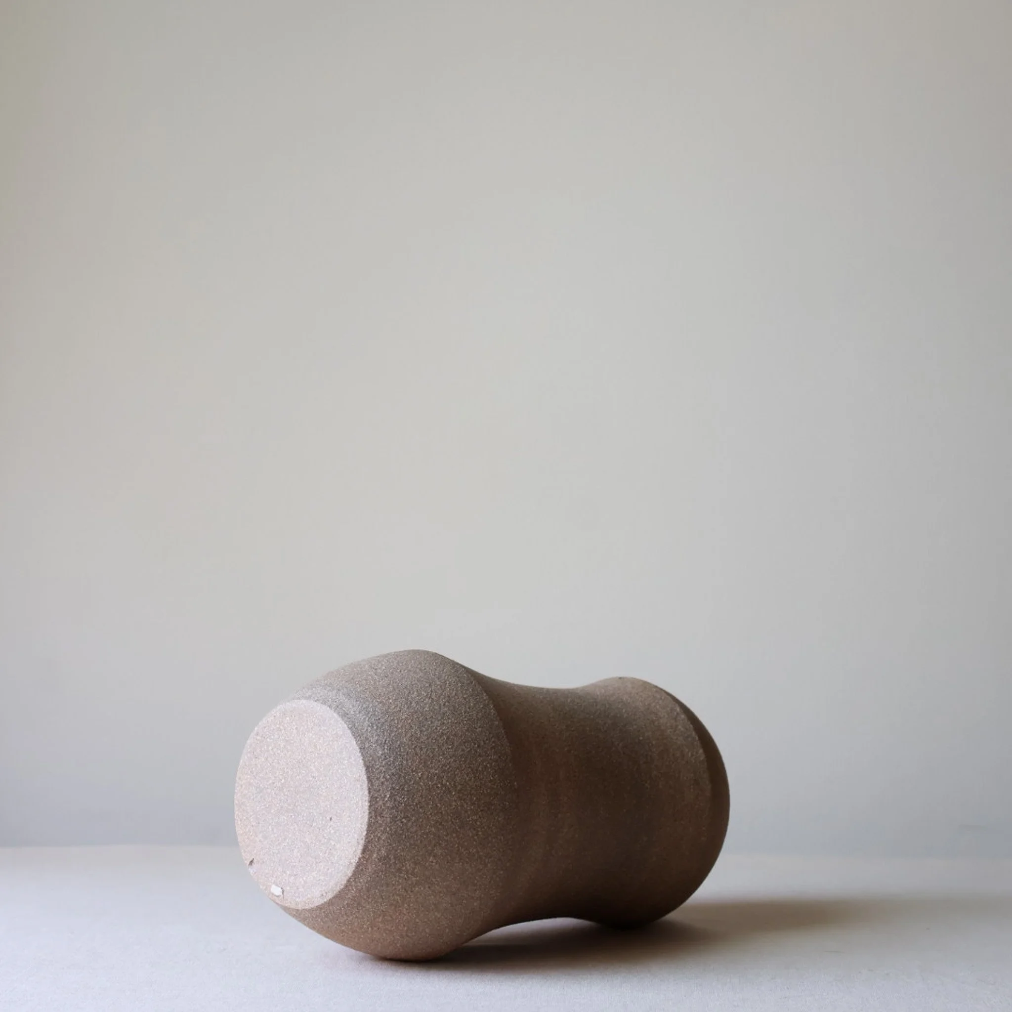 natural-clay-angular-vase-second-3.jpg