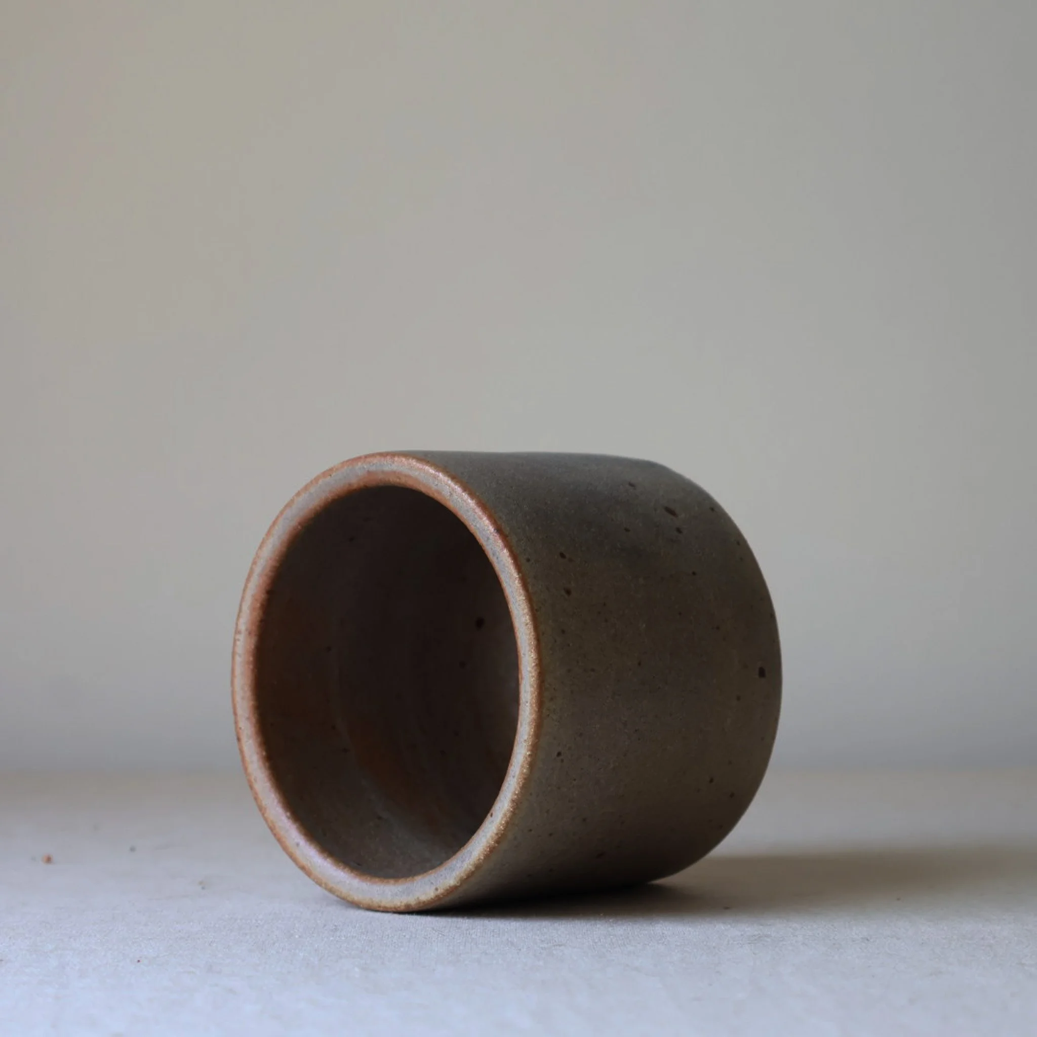 medium-gray-iron-speckle-tumbler-3.jpg