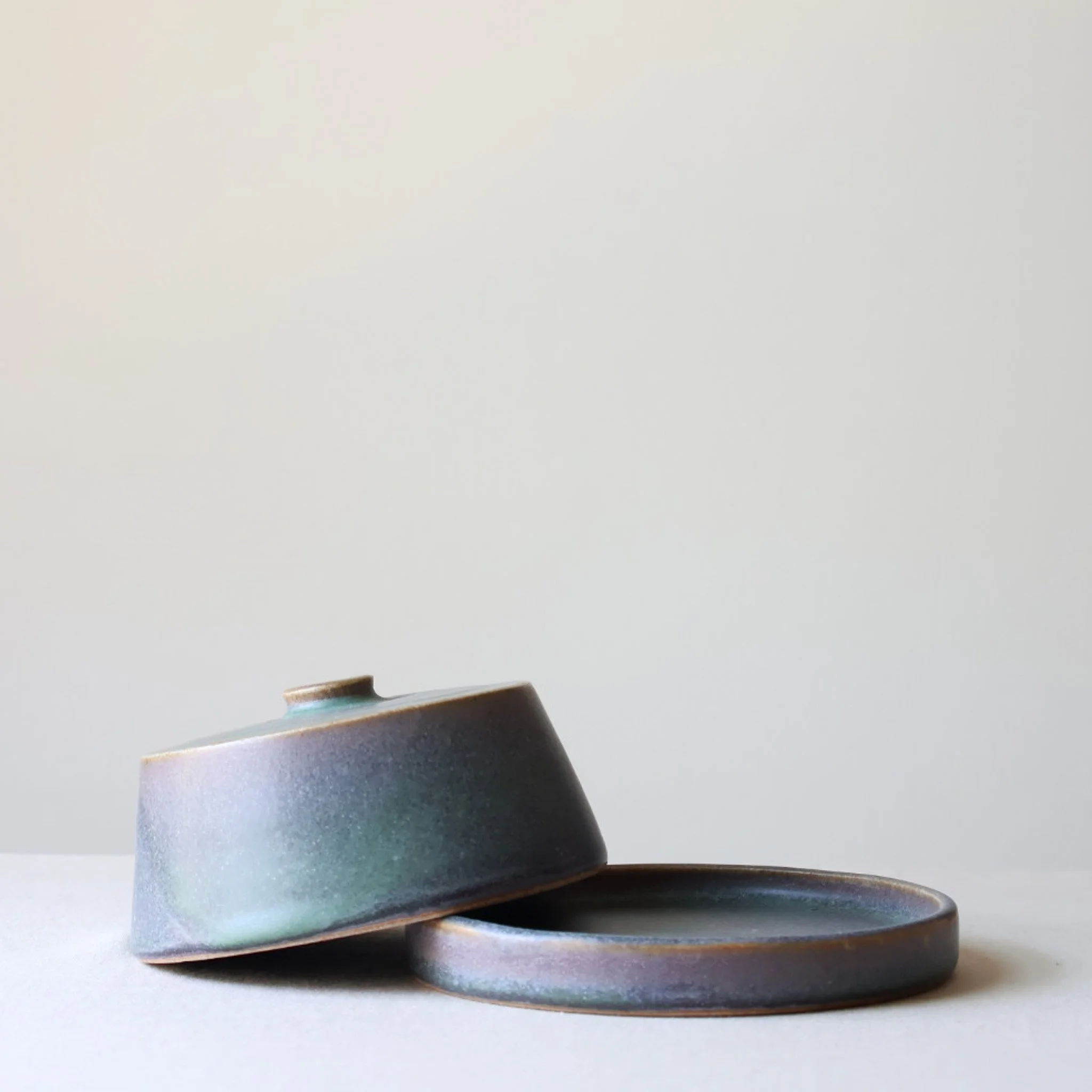 galaxy-round-butter-dish-1.jpg