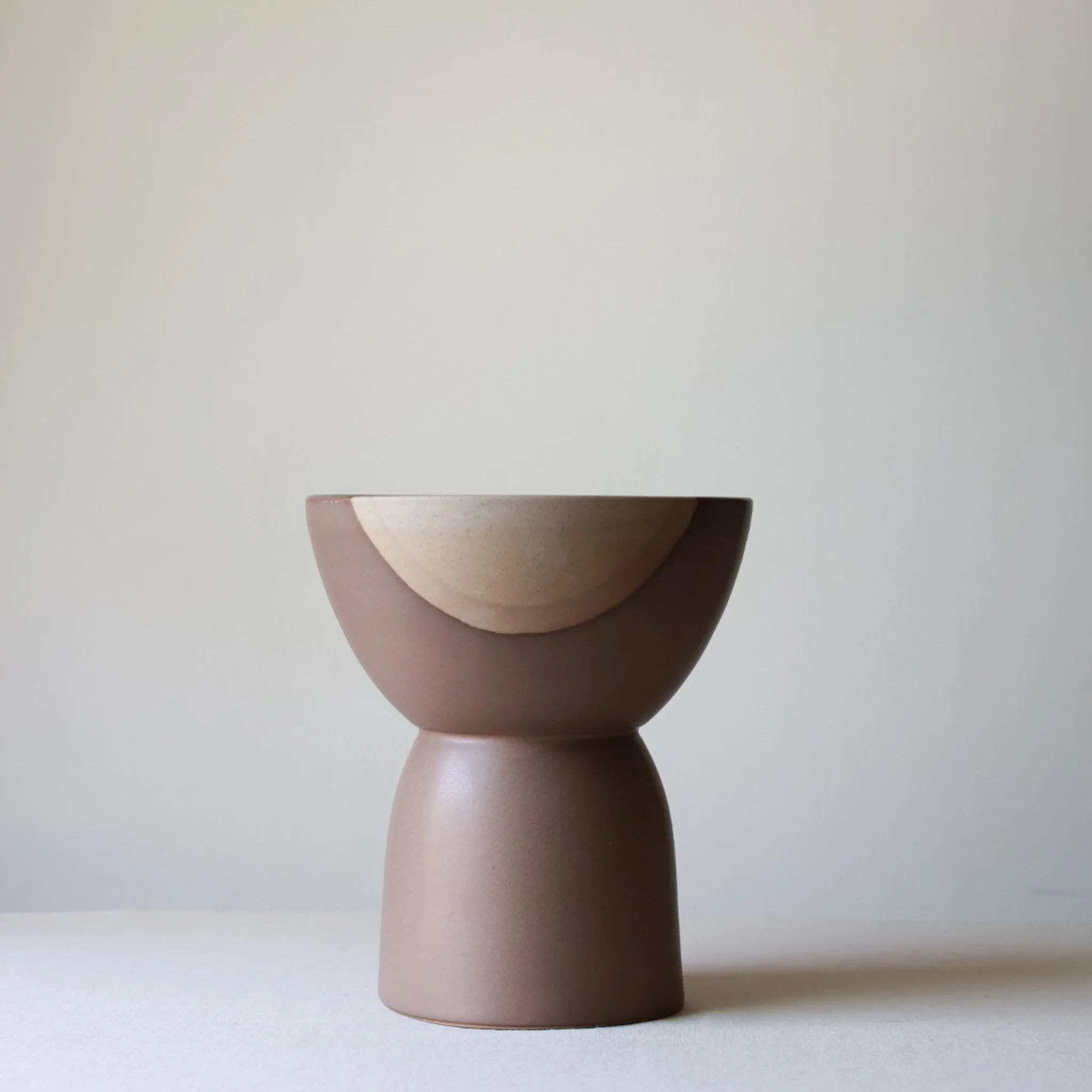 arch-pedestal-display-bowl-second-1.jpg