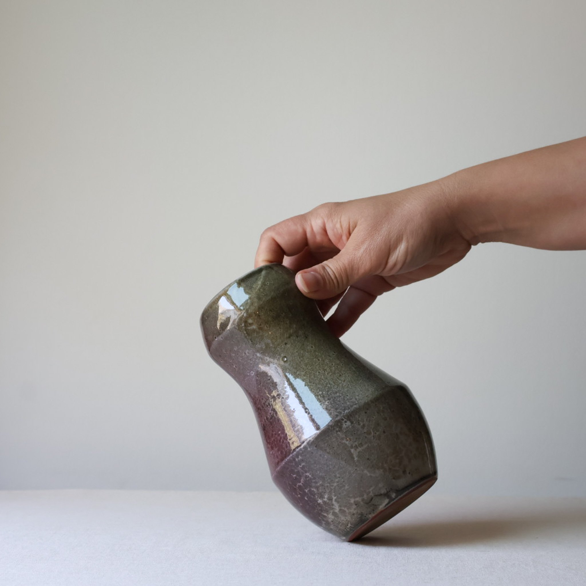 mossy-cranberry-shino-vase-second-3.jpg