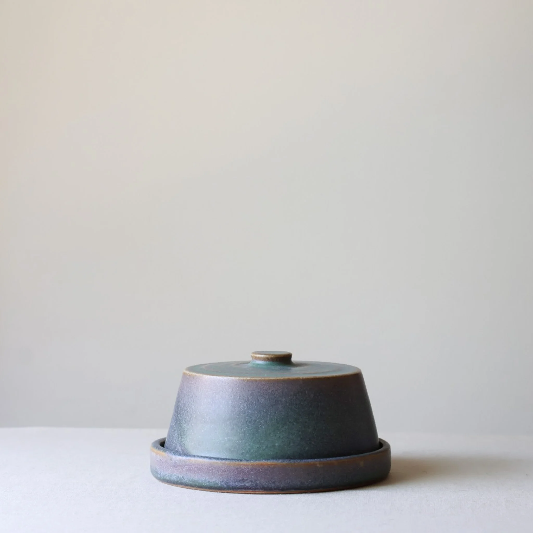 galaxy-round-butter-dish-2.jpg