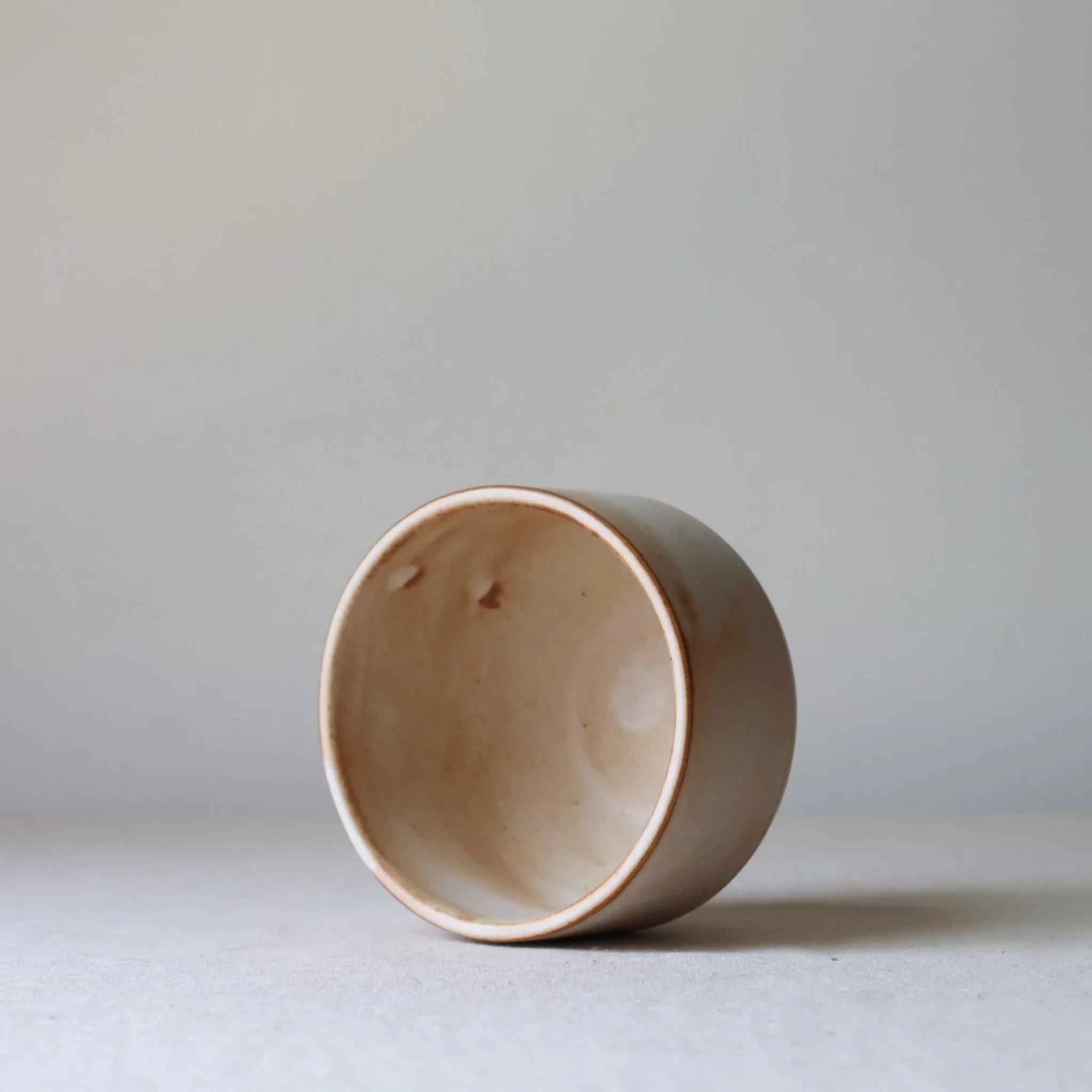 warm-white-round-cappuccino-cup-second-2.jpg