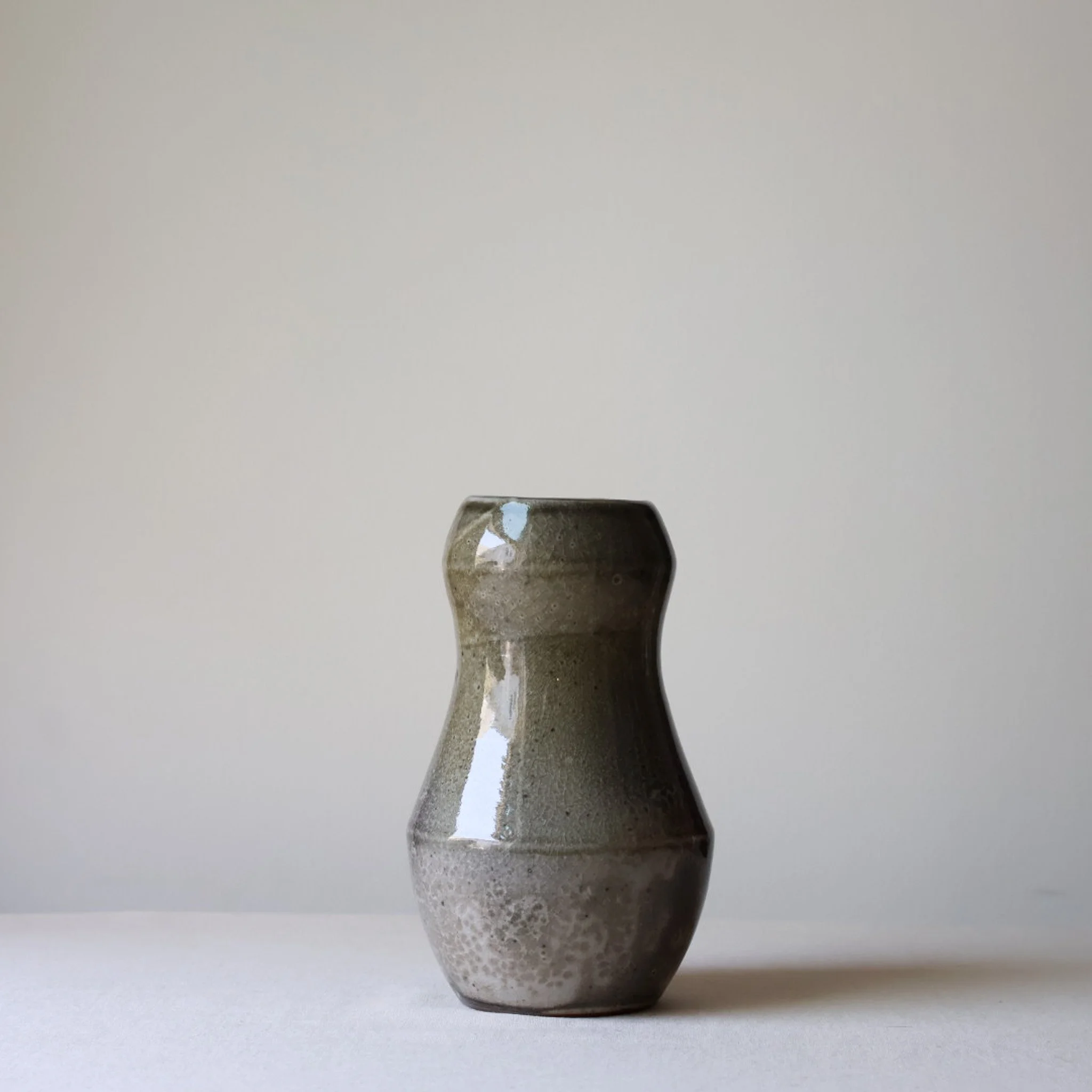 mossy-cranberry-shino-vase-second-1.jpg