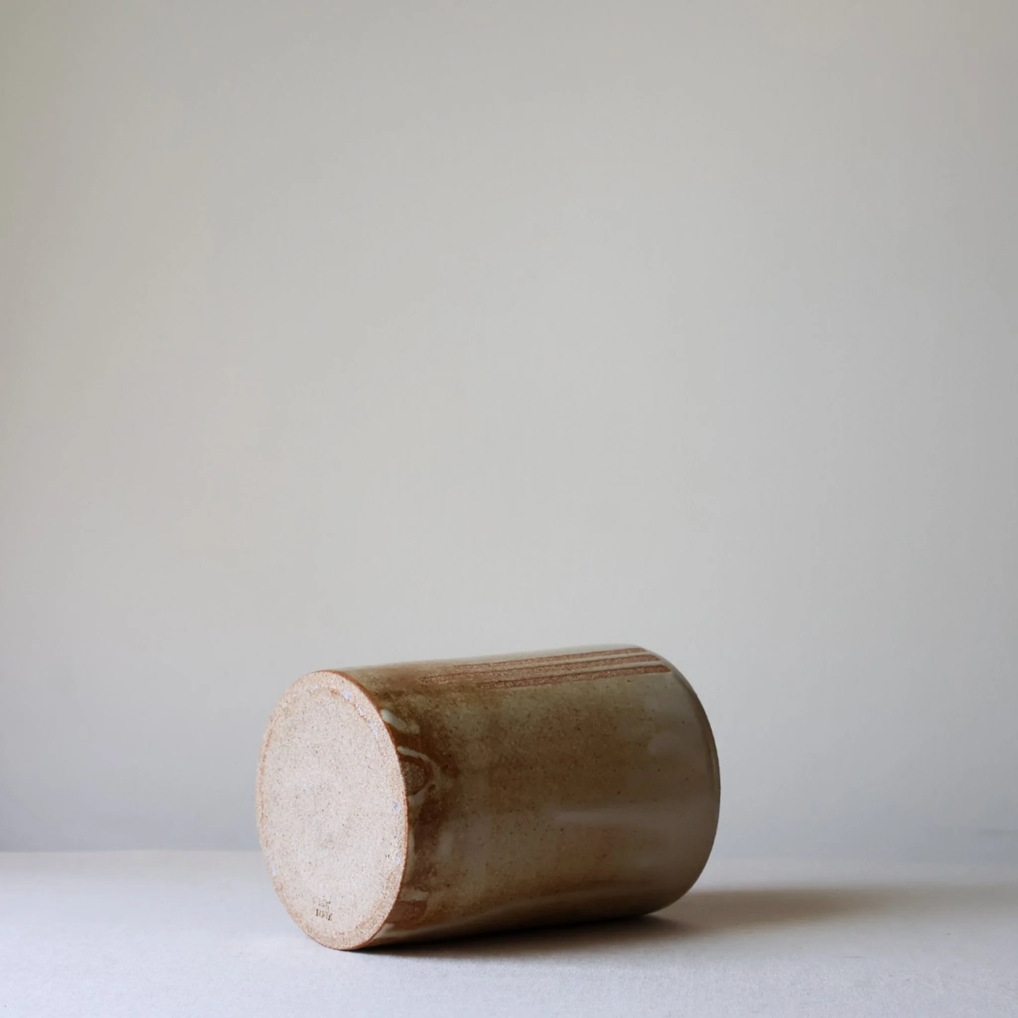 three-line-toasted-edge-utility-crock-3.jpg
