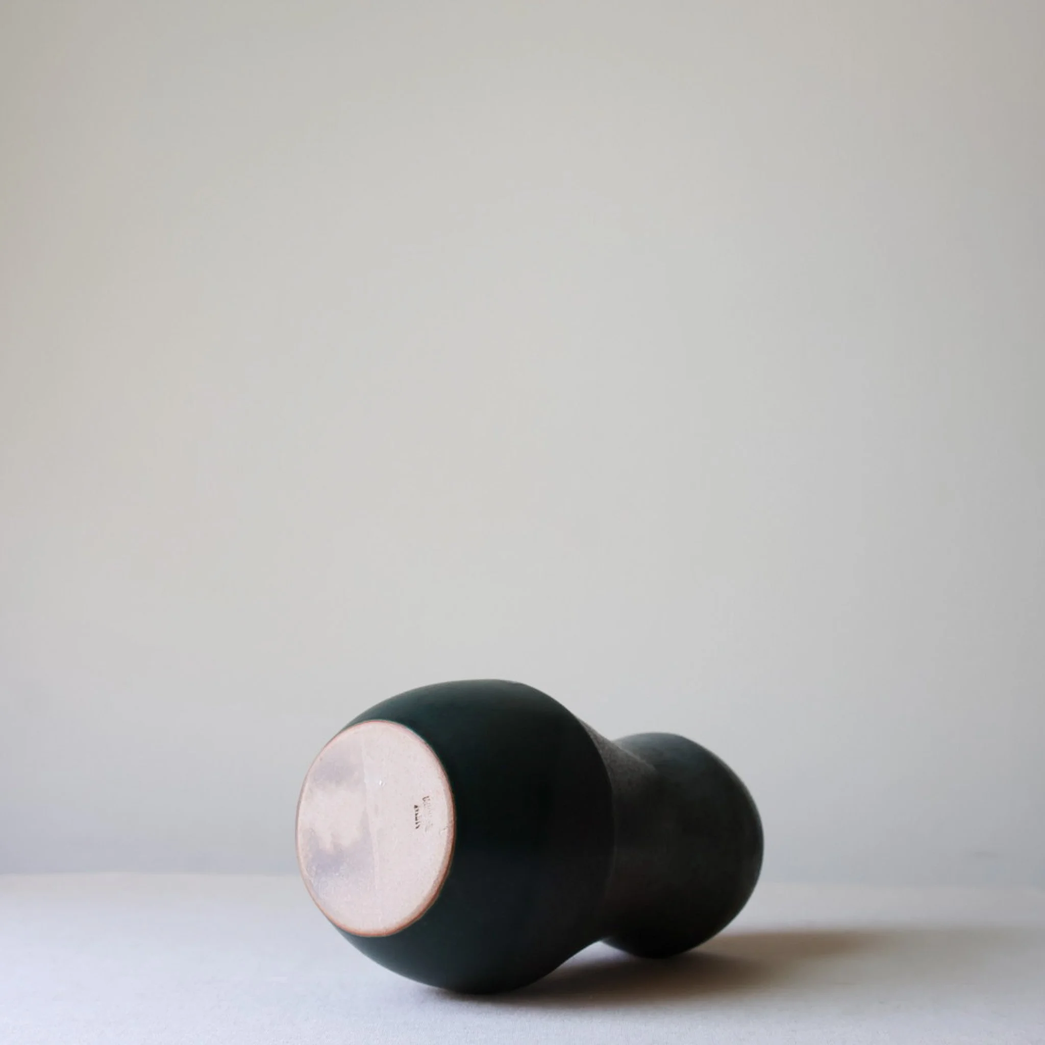 green-blue-reactive-vase-4.jpg