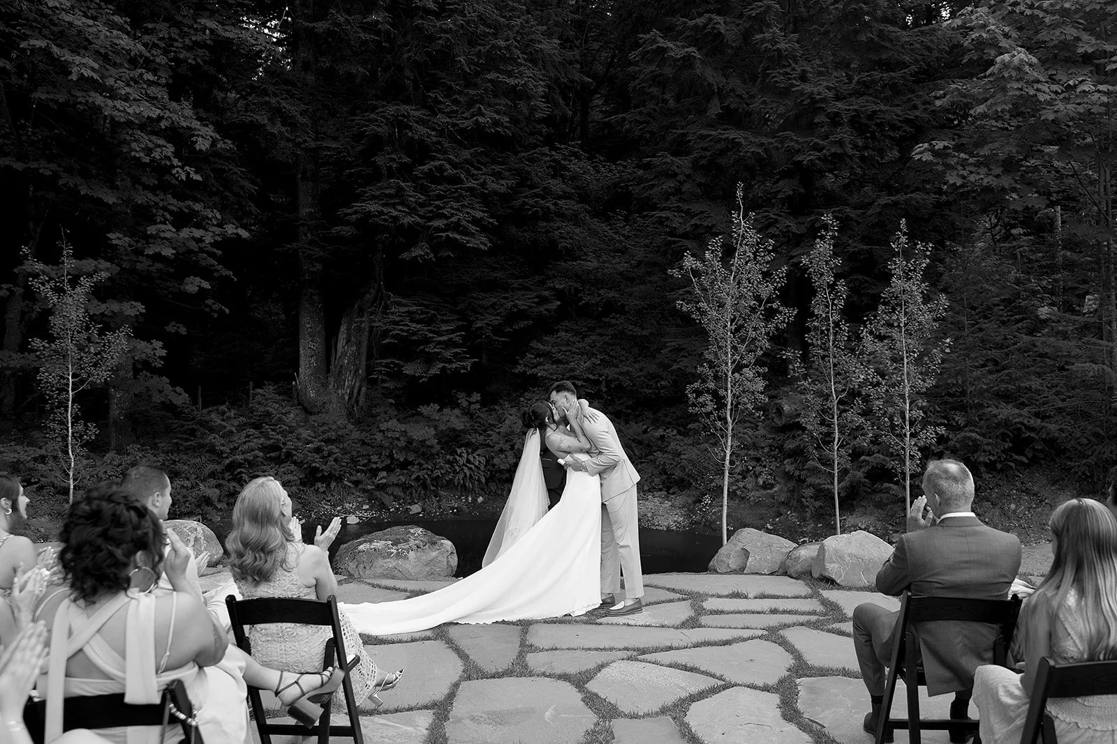 portland-oregon-wedding-photographer-35_websize.jpg