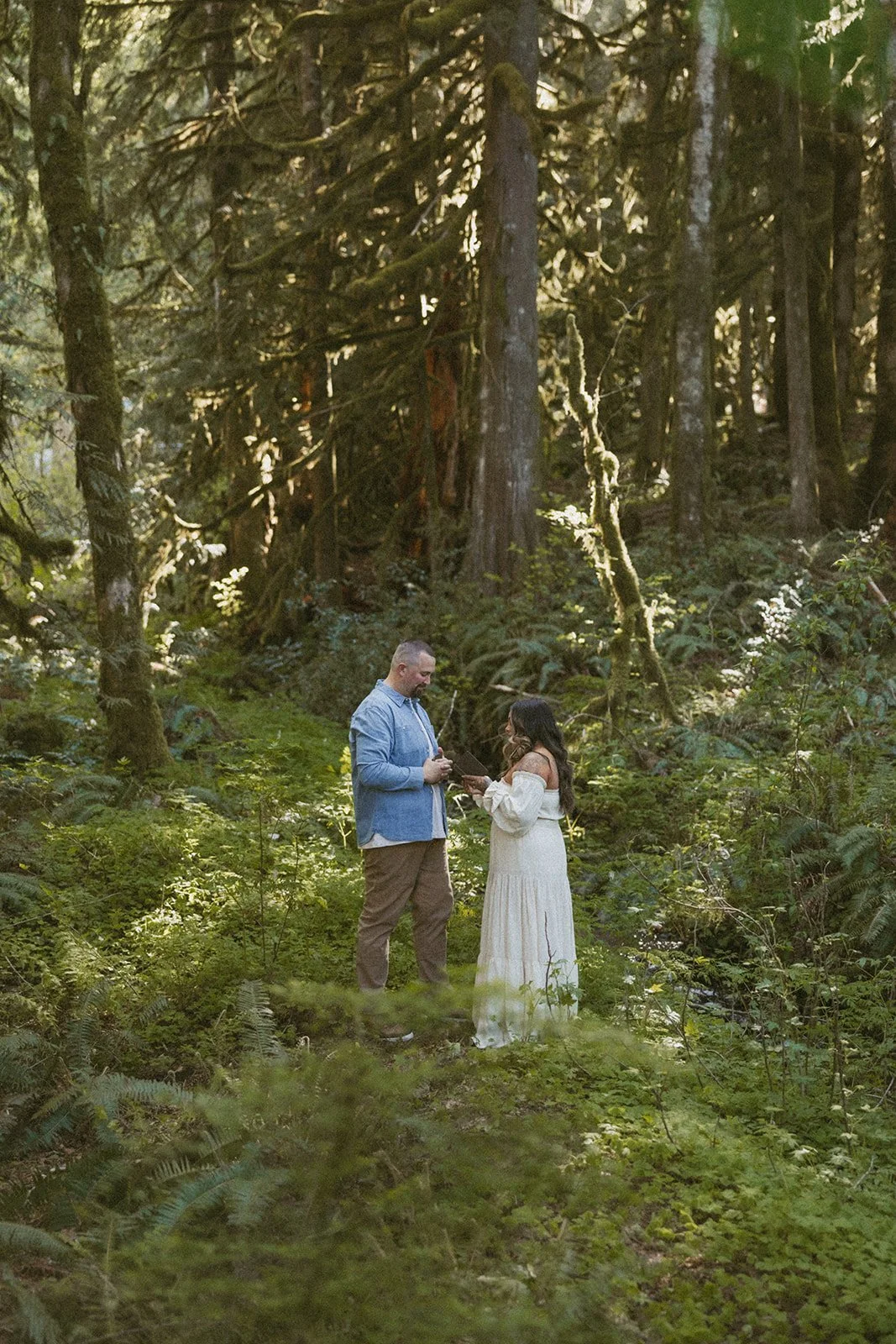vow-renewal-mt-hood-oregon-highland-cow-farms-oregon-elopement-airstream-vintage-storytelling-dawn-photo-51.jpg