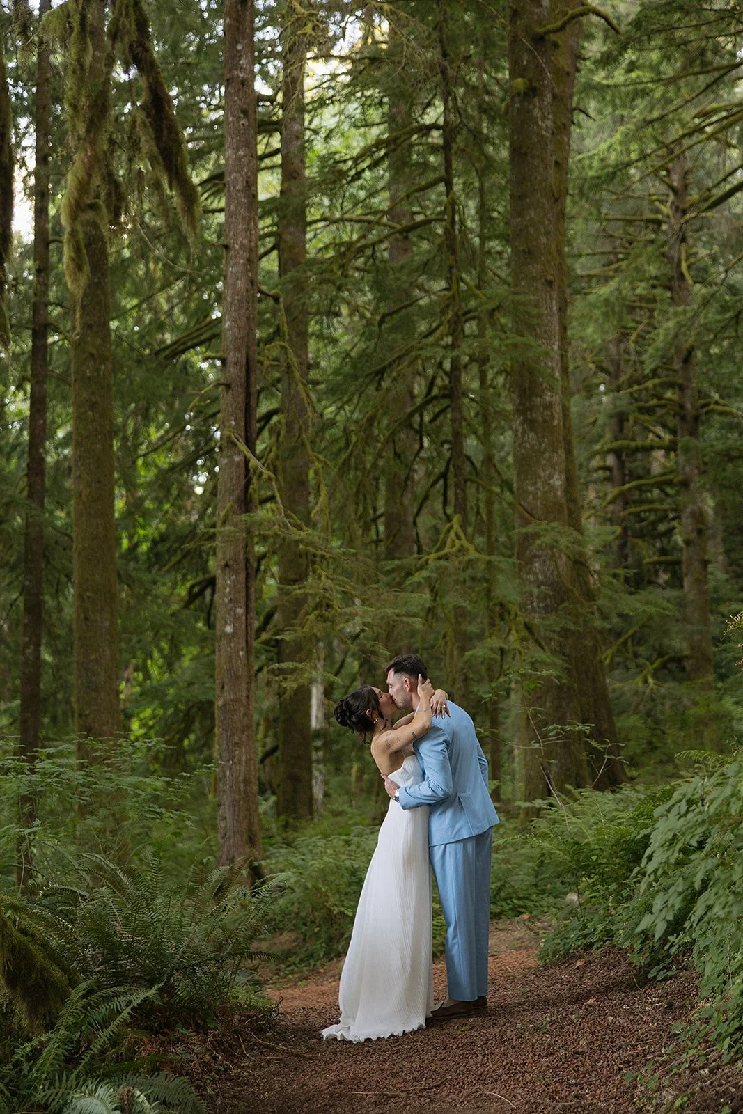 portland-oregon-wedding-photographer-68_websize.jpg