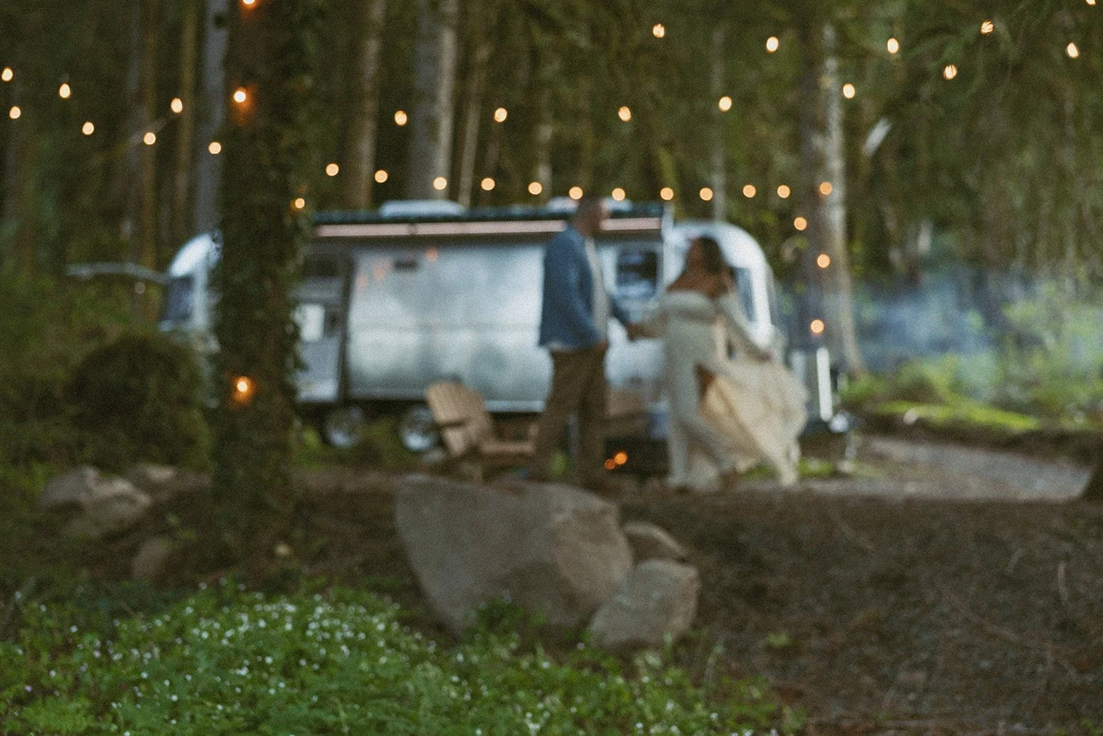 vow-renewal-mt-hood-oregon-highland-cow-farms-oregon-elopement-airstream-vintage-storytelling-dawn-photo-83.jpg