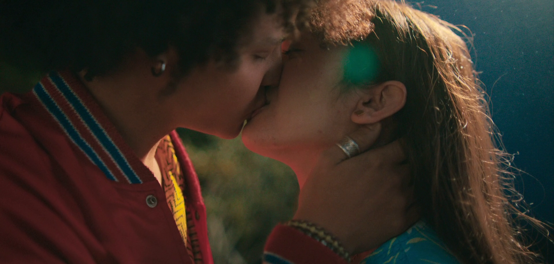 THE KISS_VISUALS_1.png