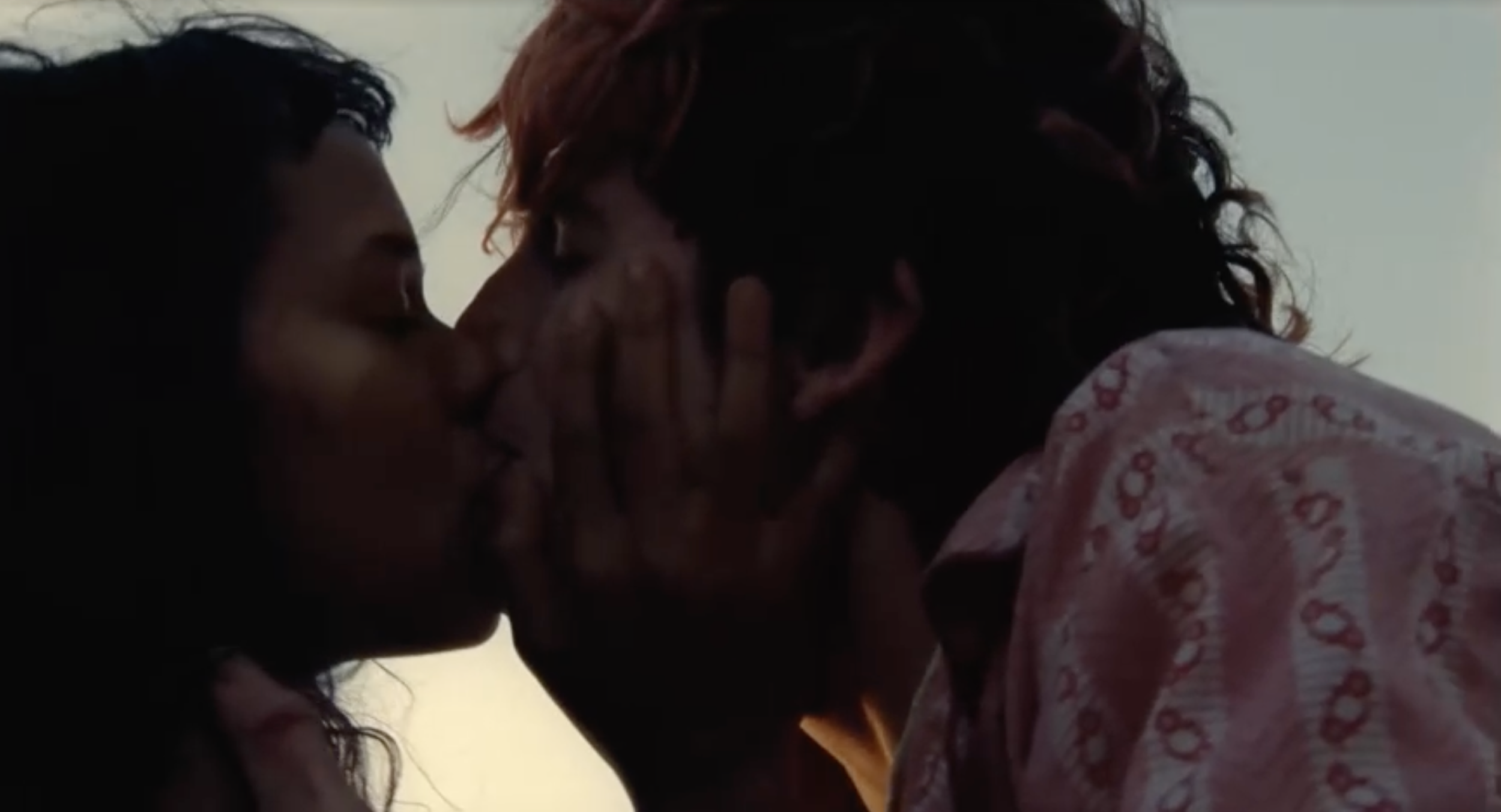 THE KISS_VISUALS_25.png