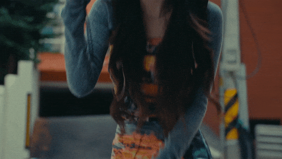 e0Hxsm9FTLCk3lRVlAqK.gif