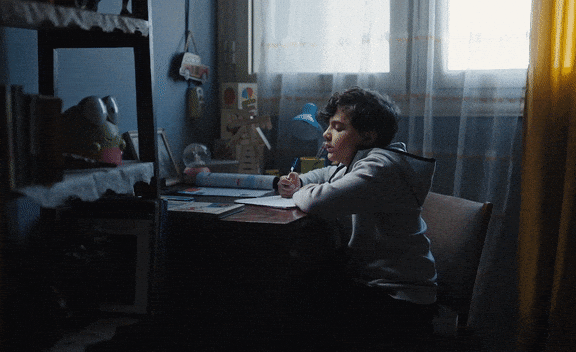 THE DIVIDER GIFS_2.gif