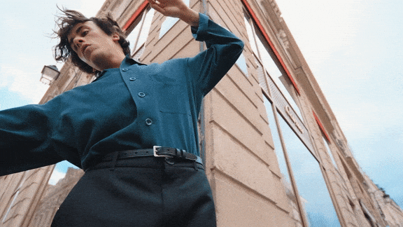 FLOATING & FLYING_DAY_2_27.gif