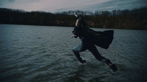 FLOATING & FLYING_DAY_2_29.gif