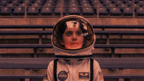 Space girl_5.gif