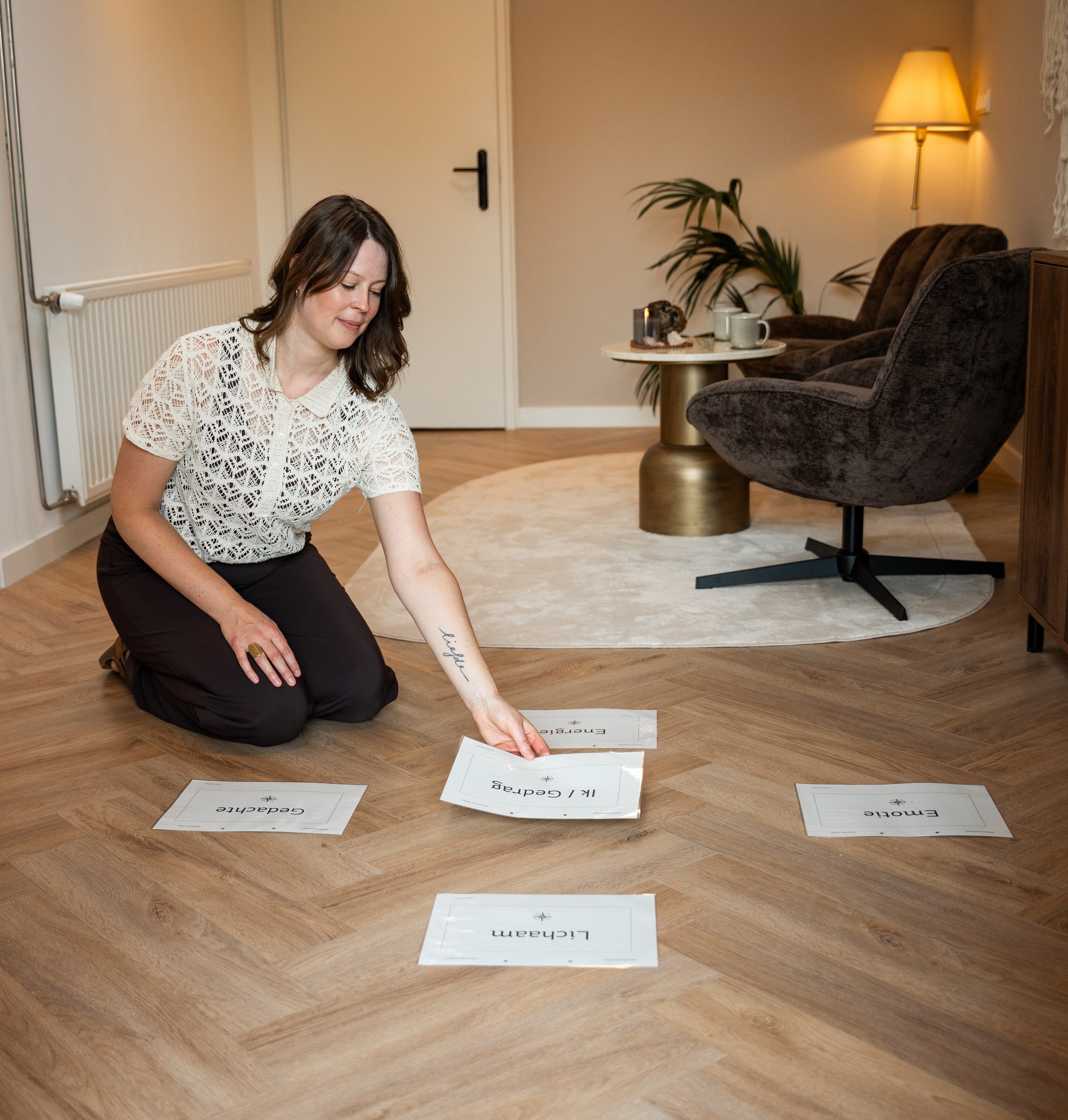 Meditatie, Dru yoga, holistische coaching Westerhaar, Holistisch hypnotherapeut, Hypnose, Hypnotherapie, Psychosociaal therapeut twente, burnout, bore out, trauma, regressie, innerlijk kindwerk, innerlijk kind, delenwerk, trancewerk