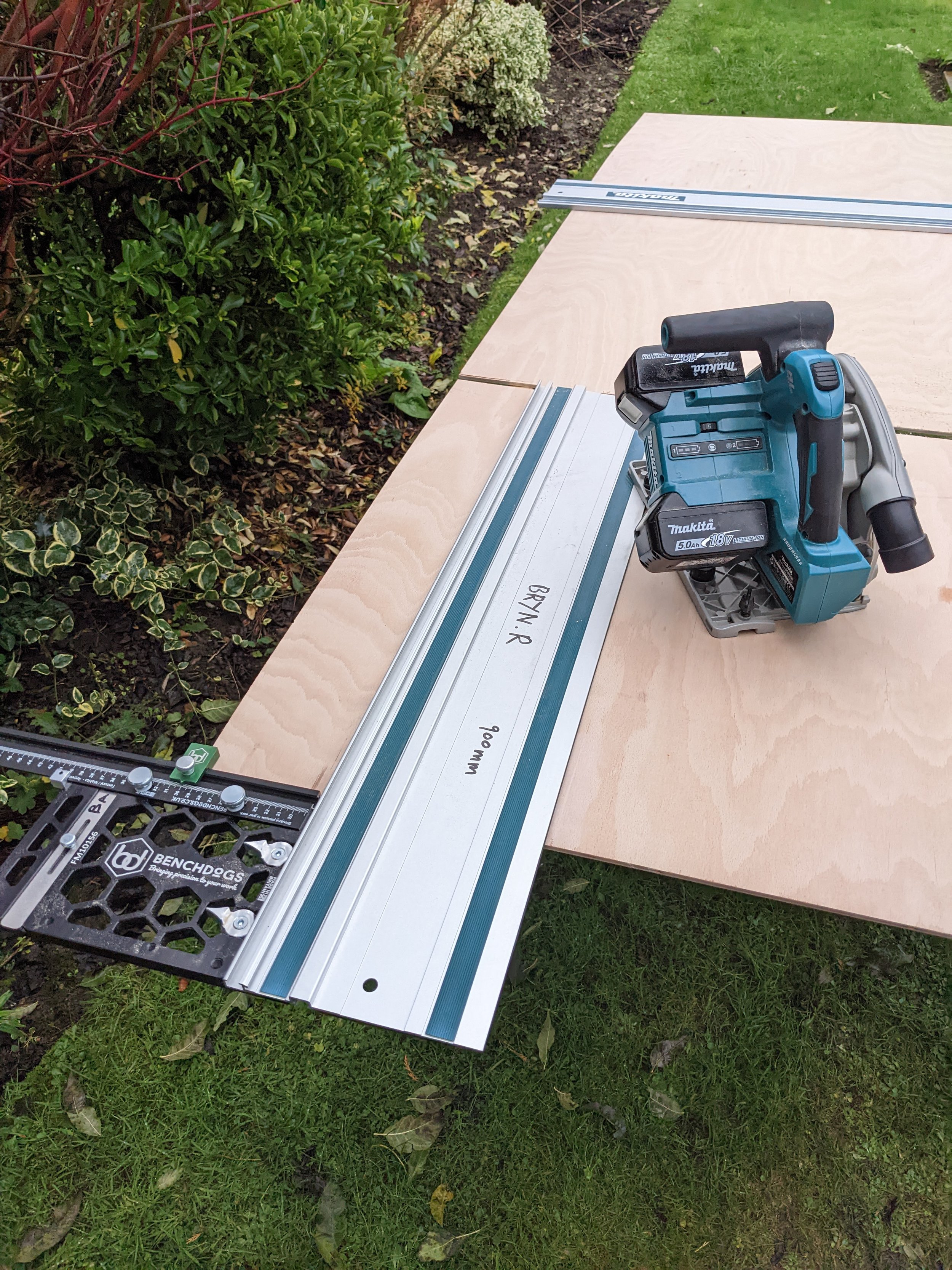 3a. Cutting some of the spare material to width