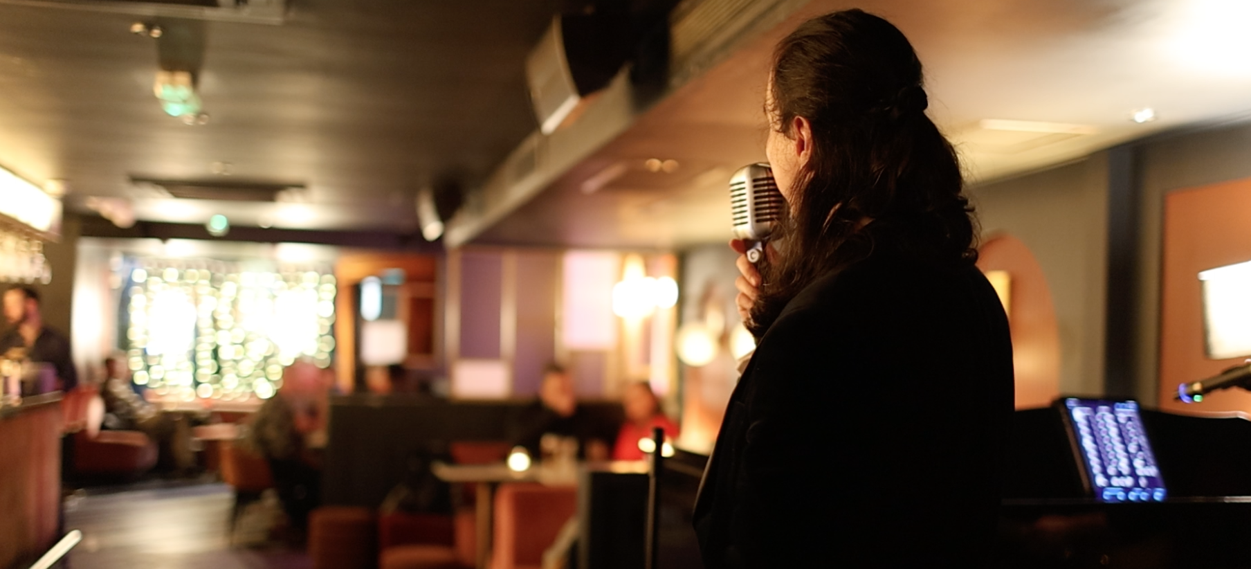Jack Heavenor performing jazz standards at Bluedog Glasgow during an evening live music session.