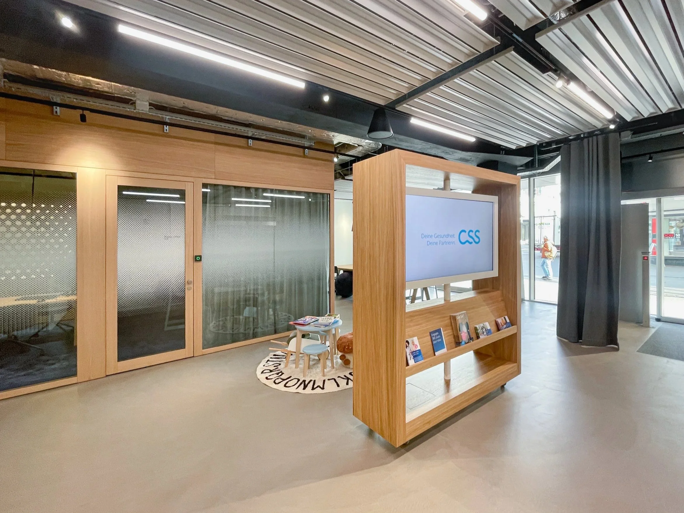 Kundenzone mit Kidscorner