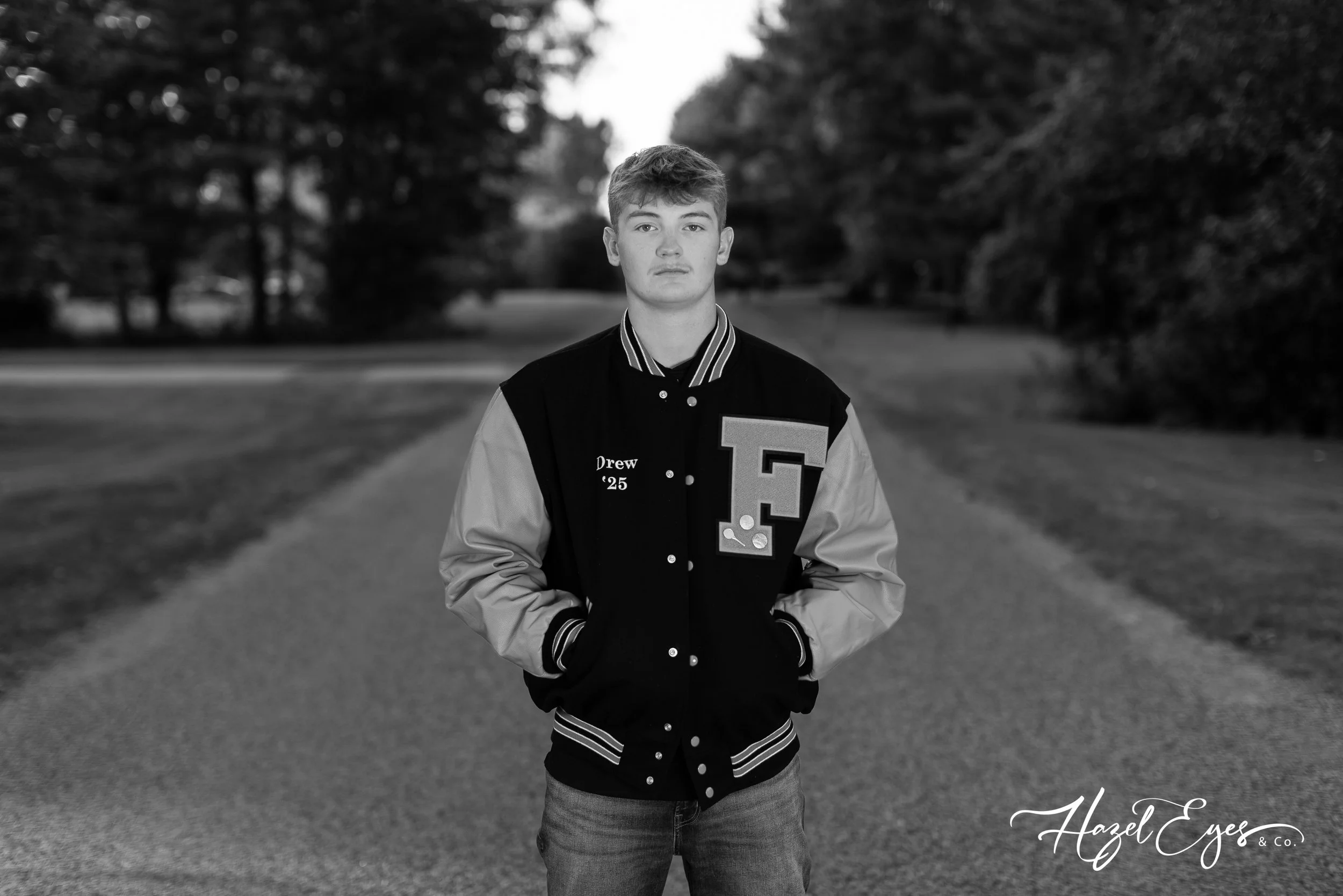 DrewSchmidt-2024-SeniorPhotos-94.jpg