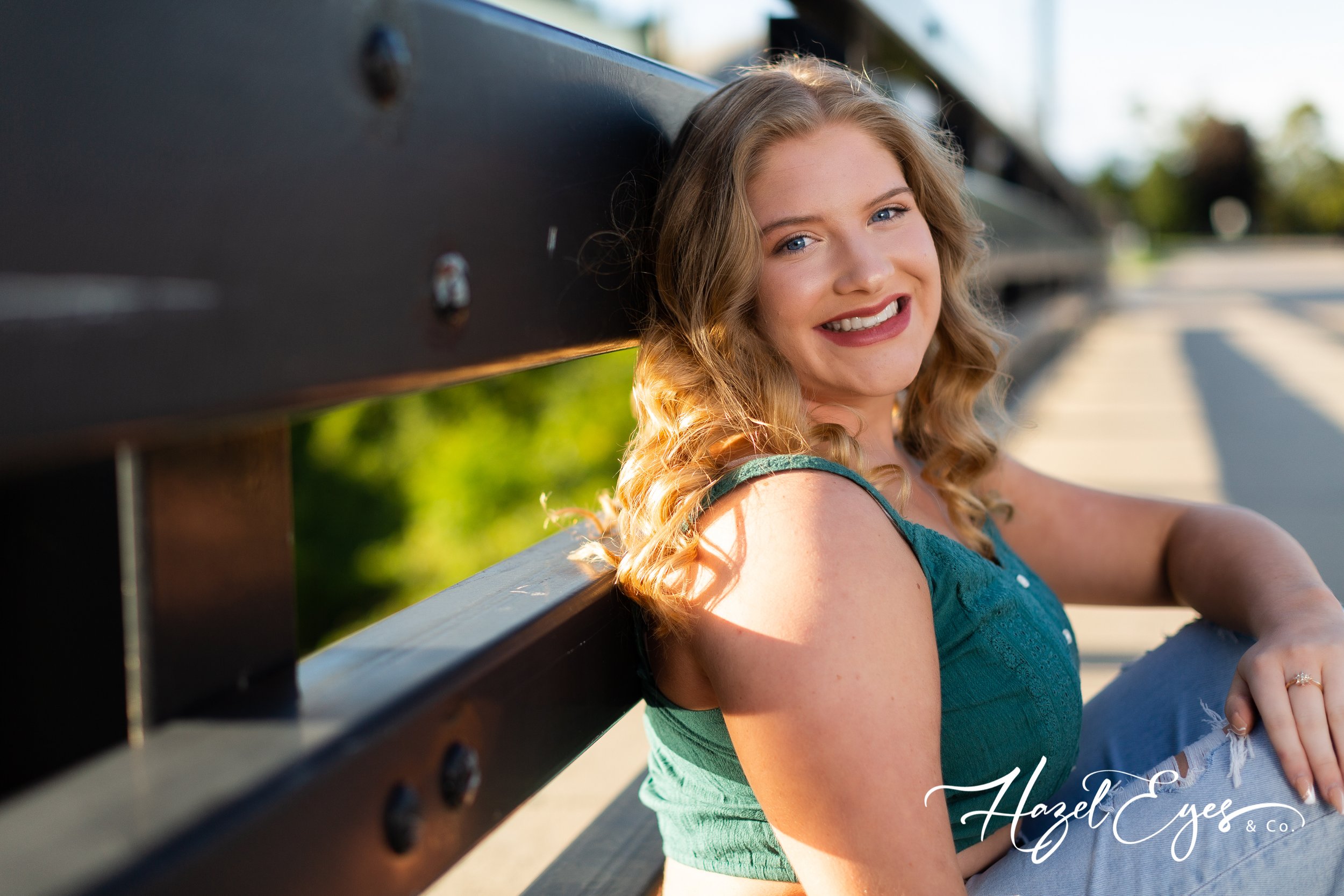 Mackenzie.Simms.Senior.2021-5.jpg