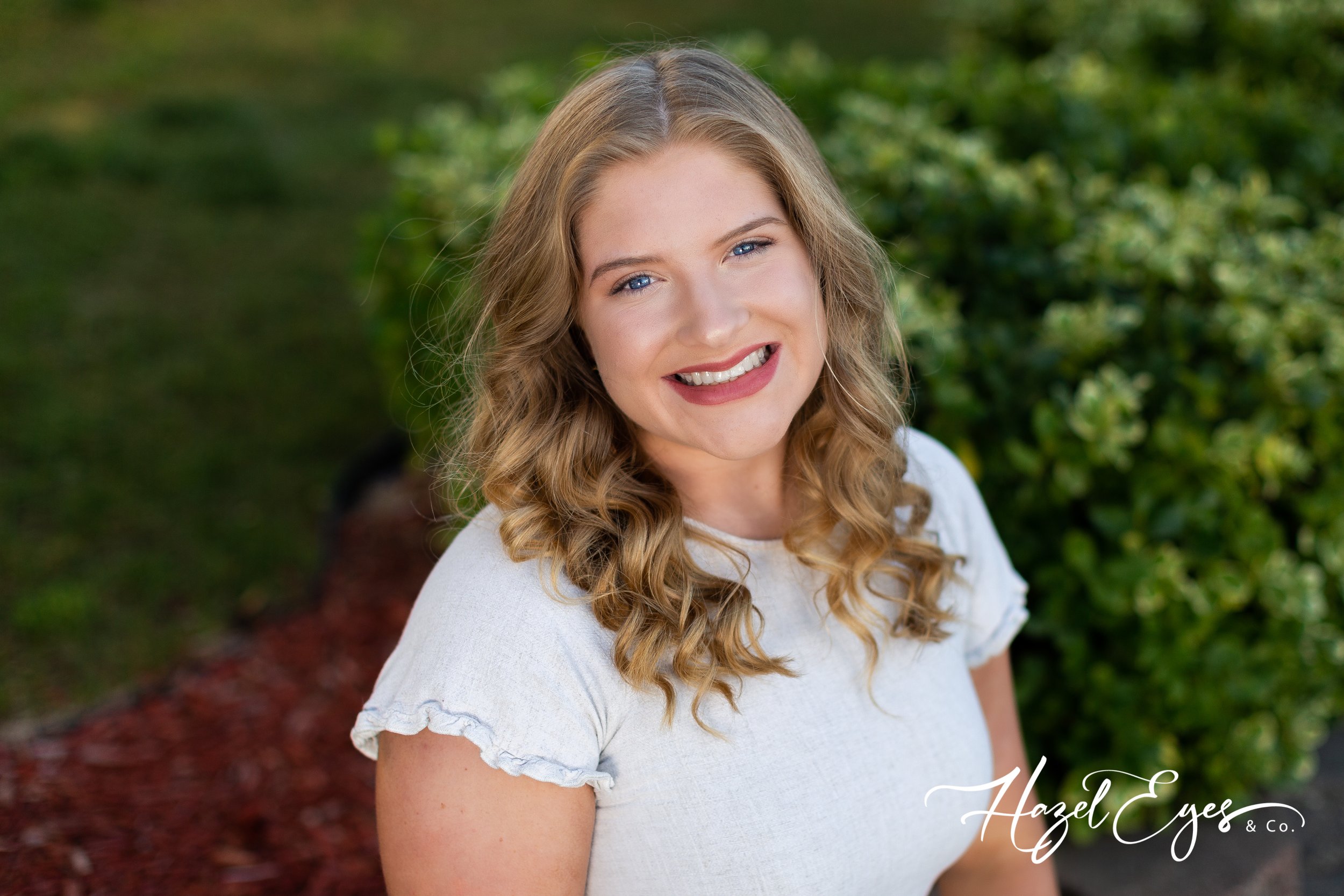 Mackenzie.Simms.Senior.2021-19.jpg