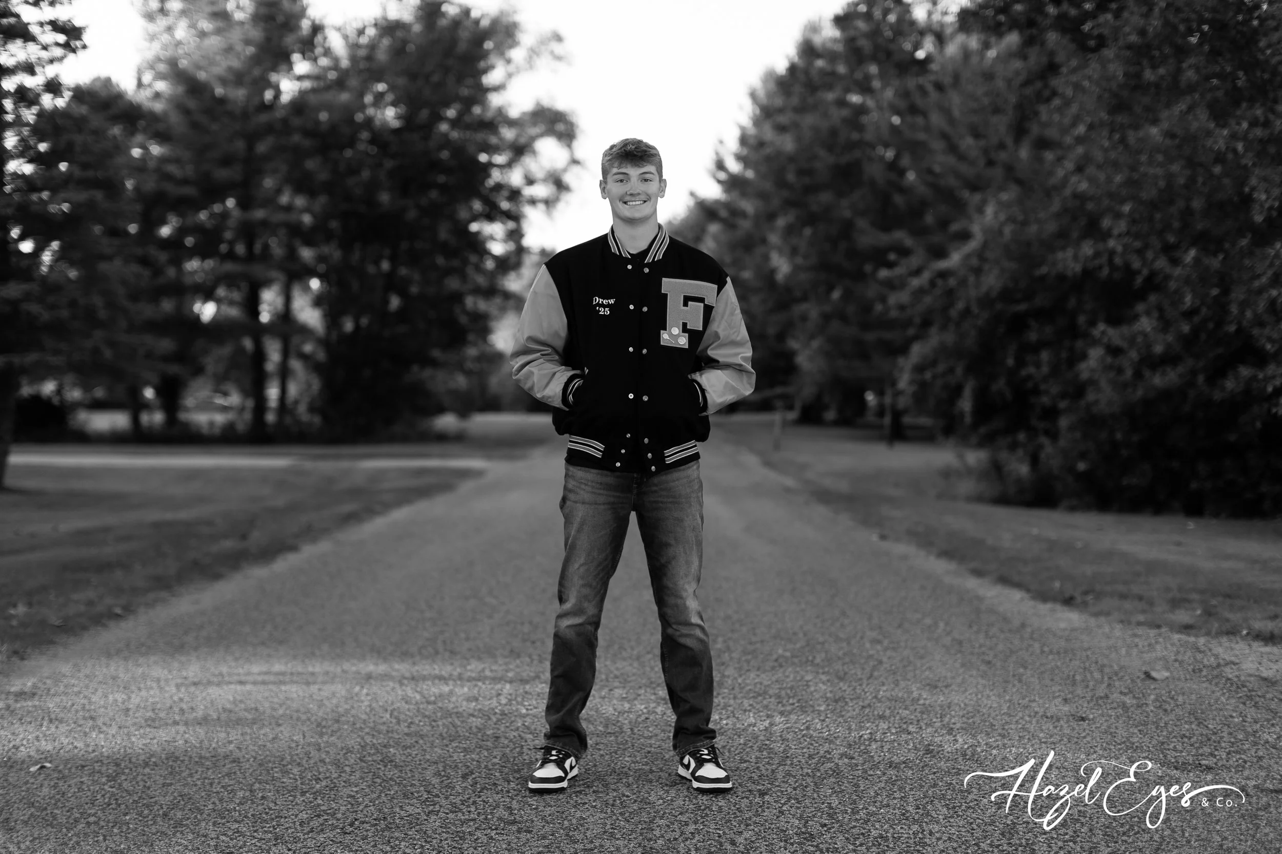 DrewSchmidt-2024-SeniorPhotos-92.jpg