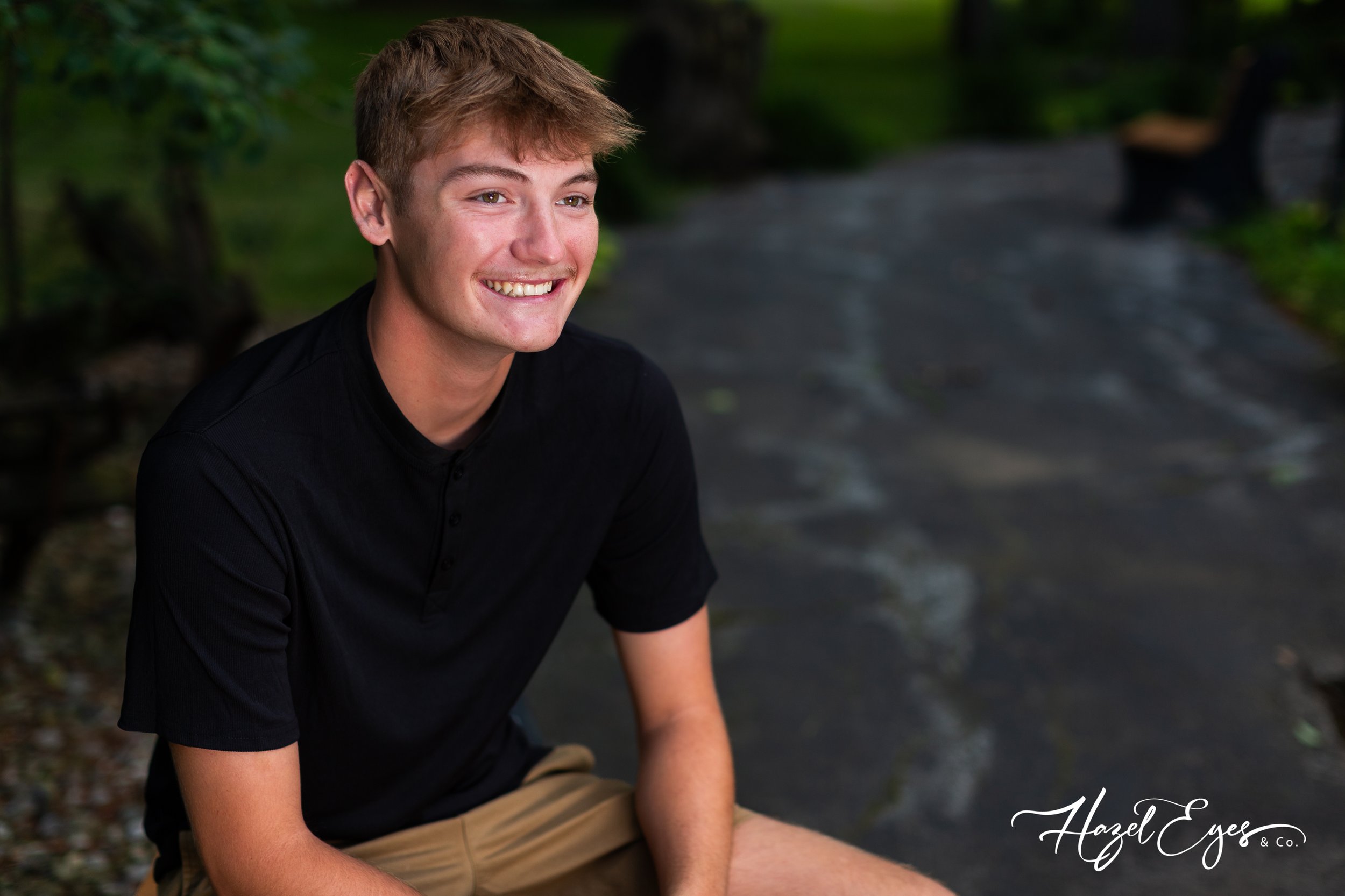 DrewSchmidt-2024-SeniorPhotos-47.jpg