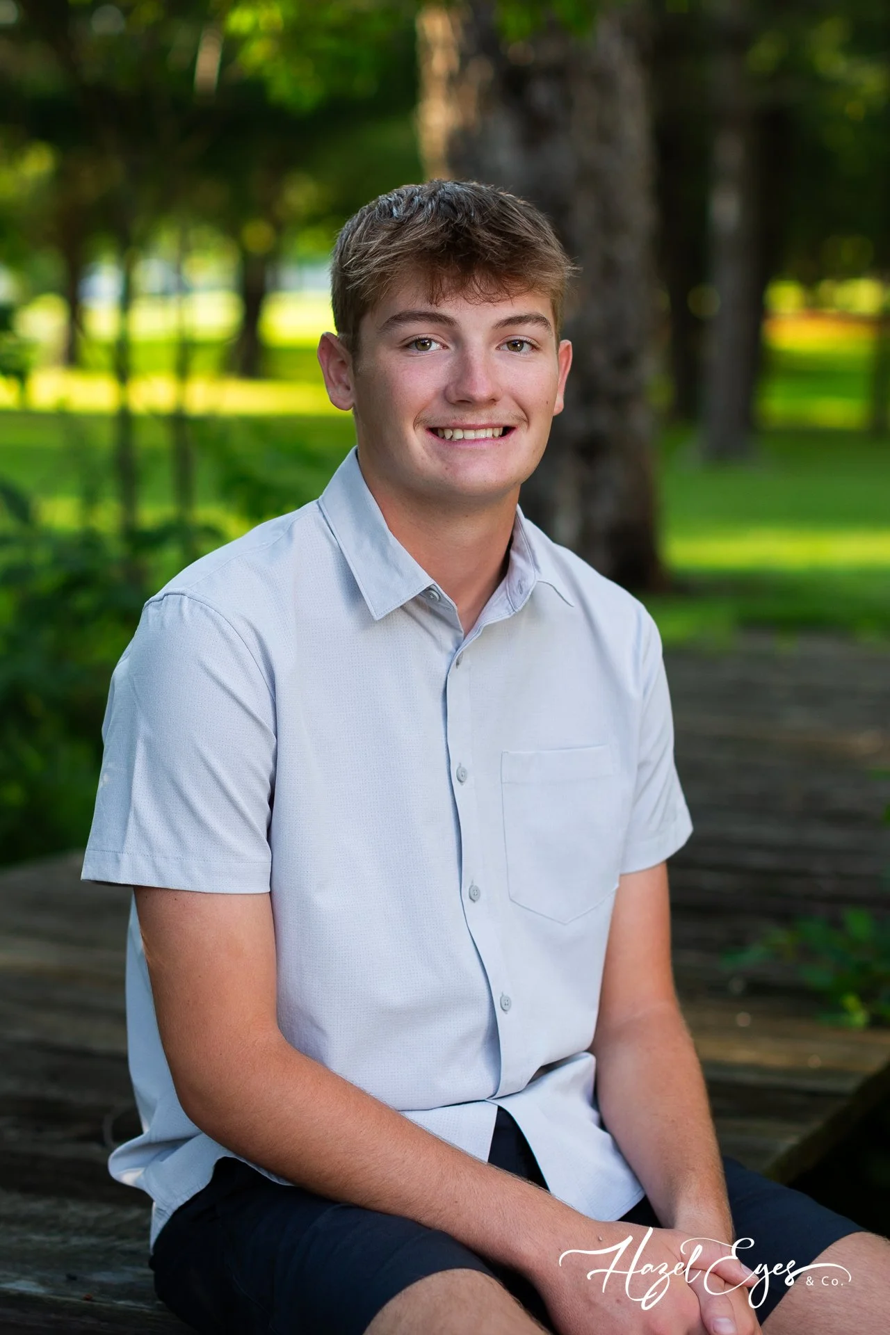 DrewSchmidt-2024-SeniorPhotos-5.jpg