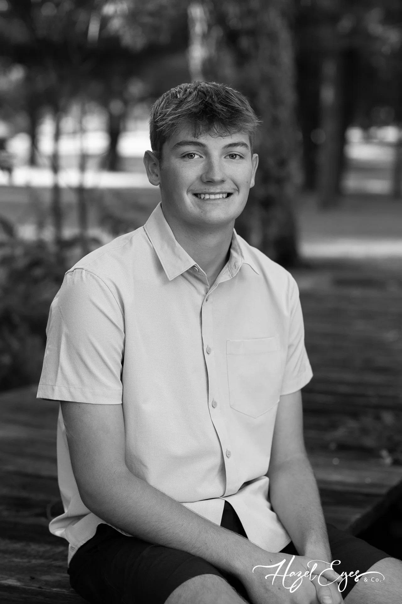 DrewSchmidt-2024-SeniorPhotos-6.jpg