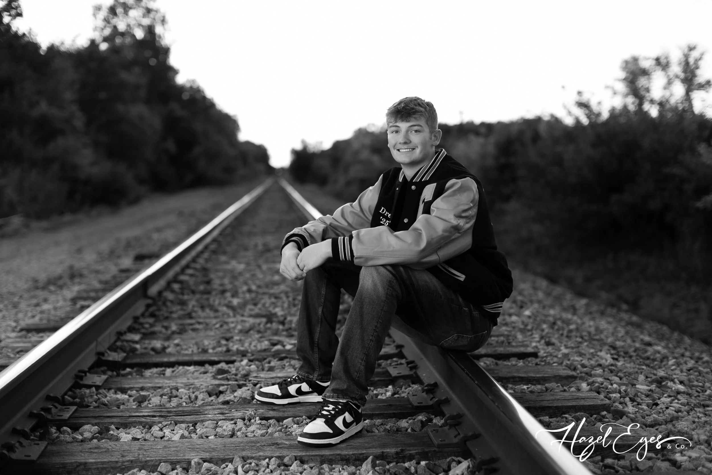 DrewSchmidt-2024-SeniorPhotos-106.jpg