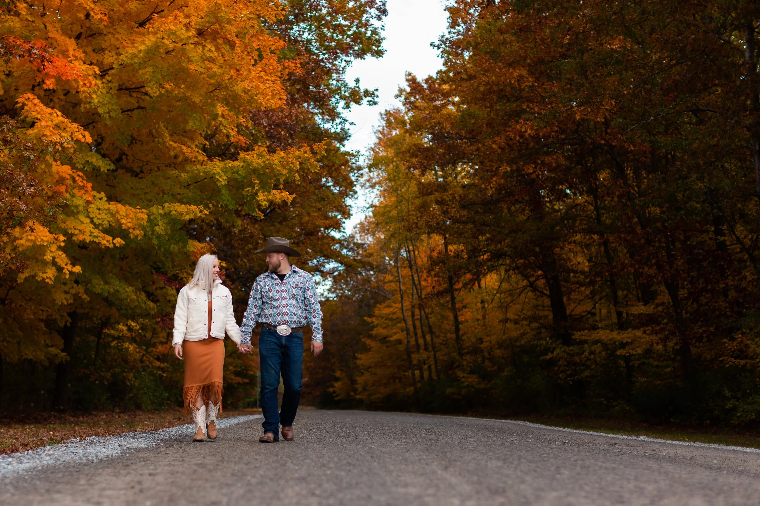 Nick-Nadya-ESession-10162022-40.jpg