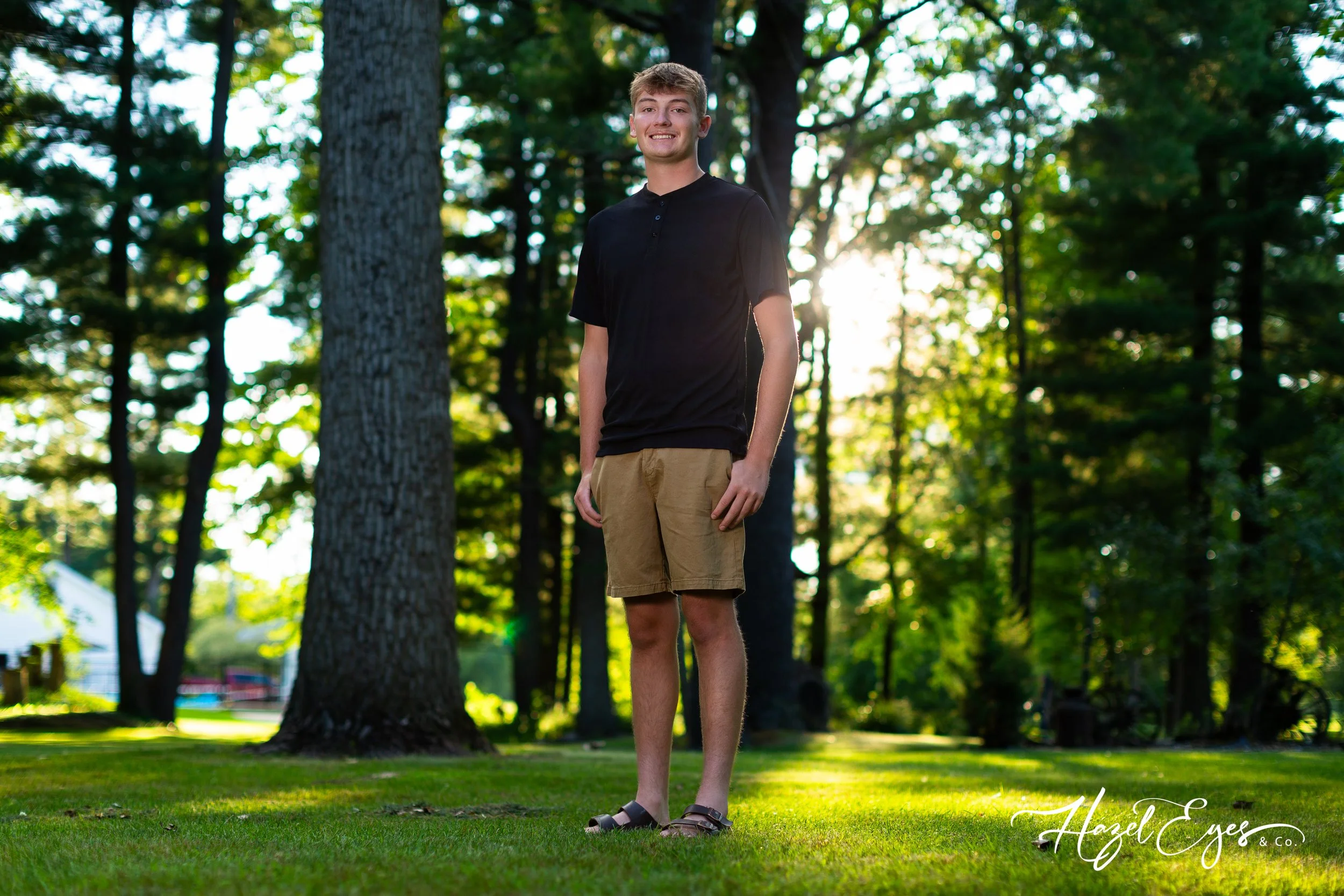 DrewSchmidt-2024-SeniorPhotos-33.jpg