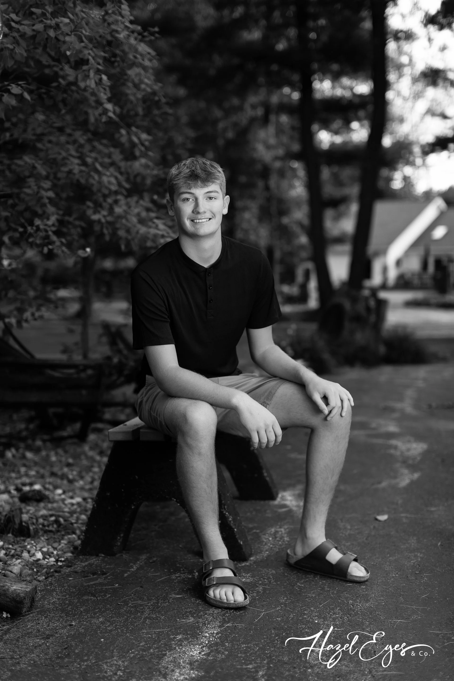 DrewSchmidt-2024-SeniorPhotos-40.jpg