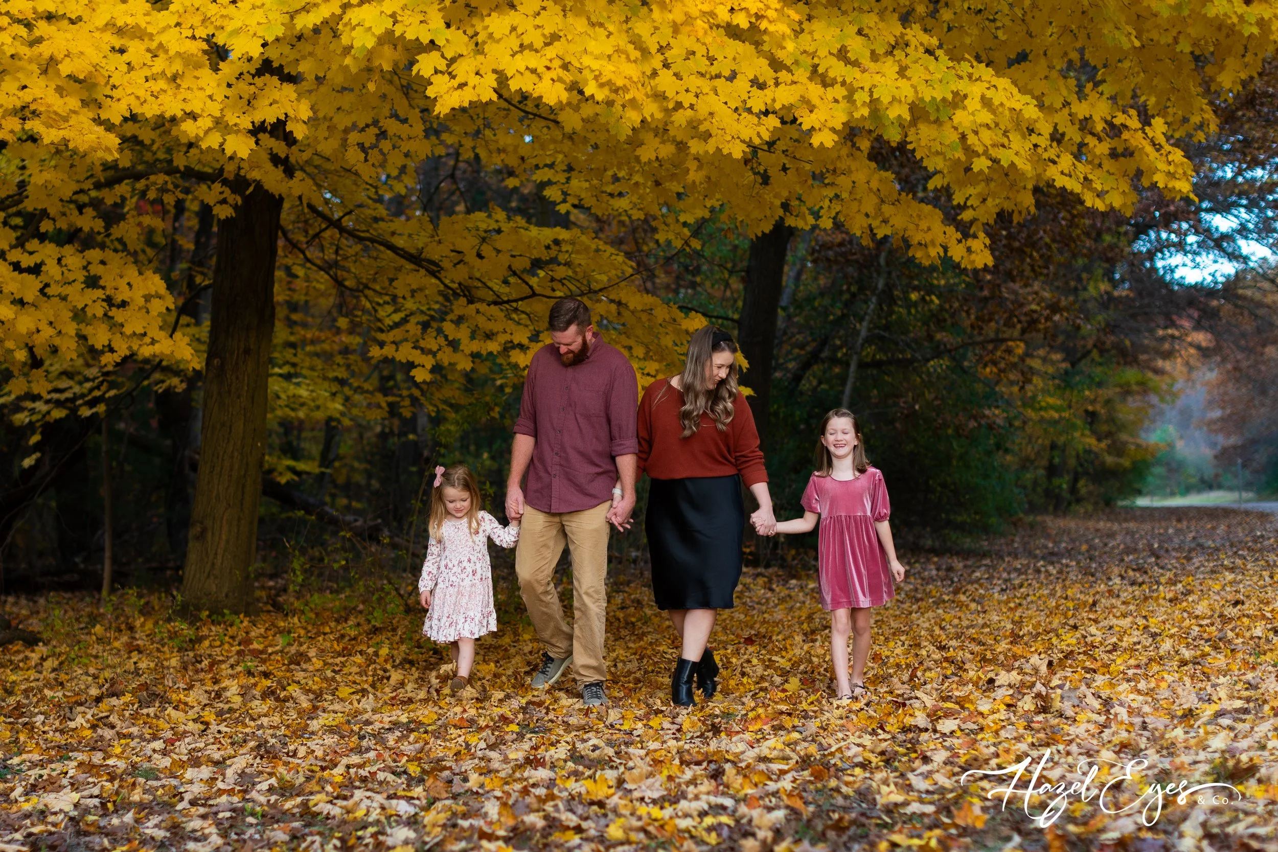 May-Family-2023-HazelEyesCo-3.jpg