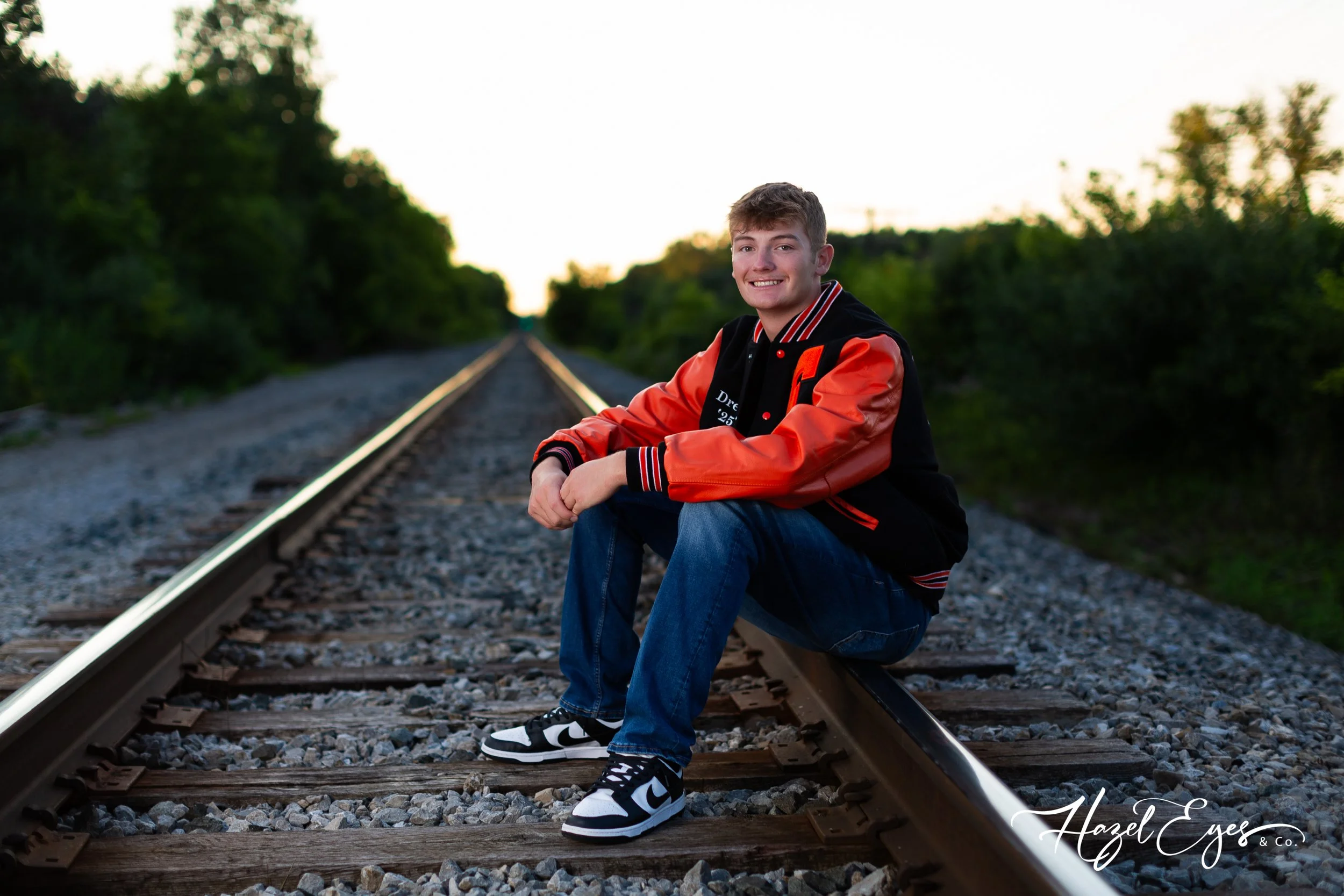 DrewSchmidt-2024-SeniorPhotos-105.jpg