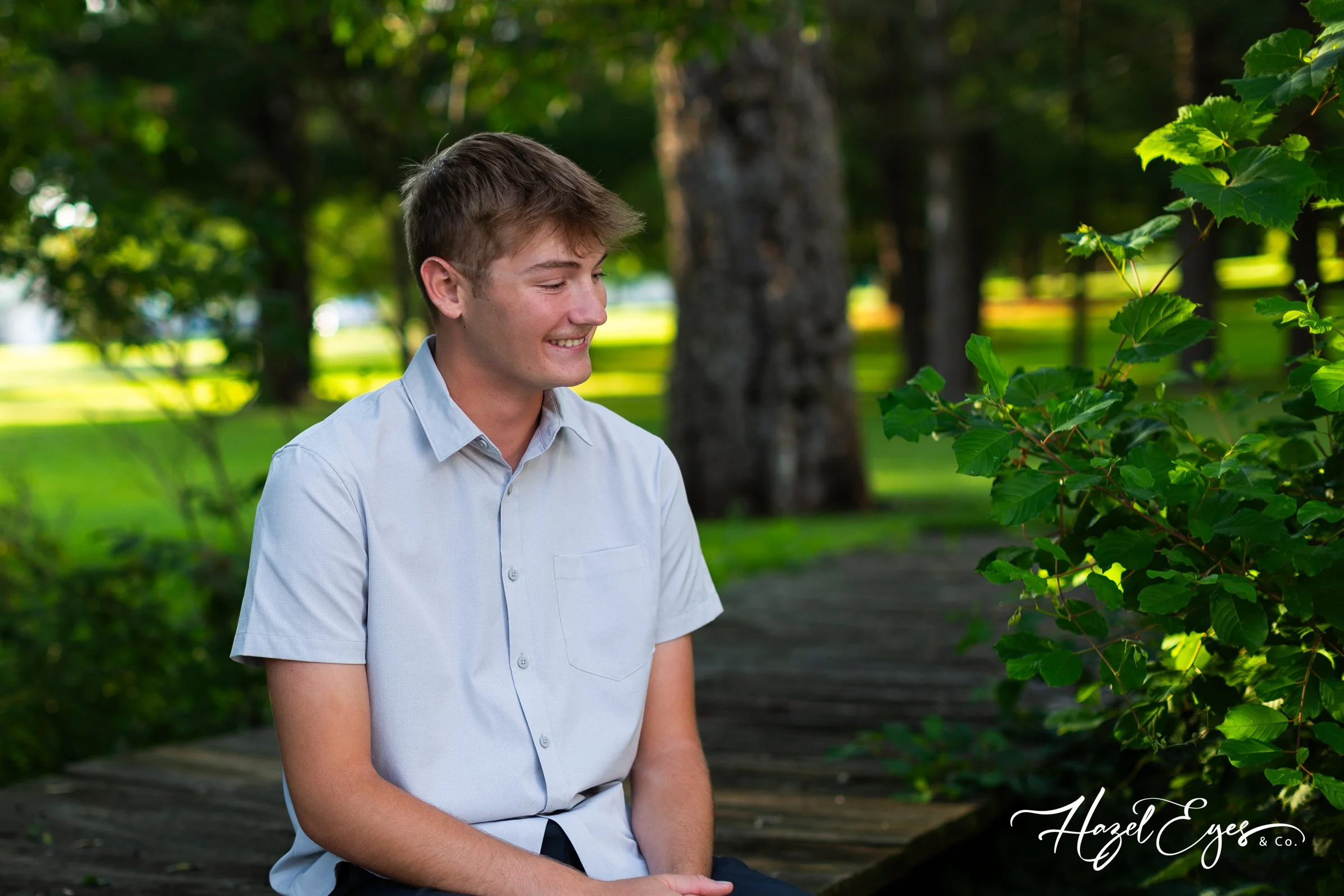 DrewSchmidt-2024-SeniorPhotos-9.jpg