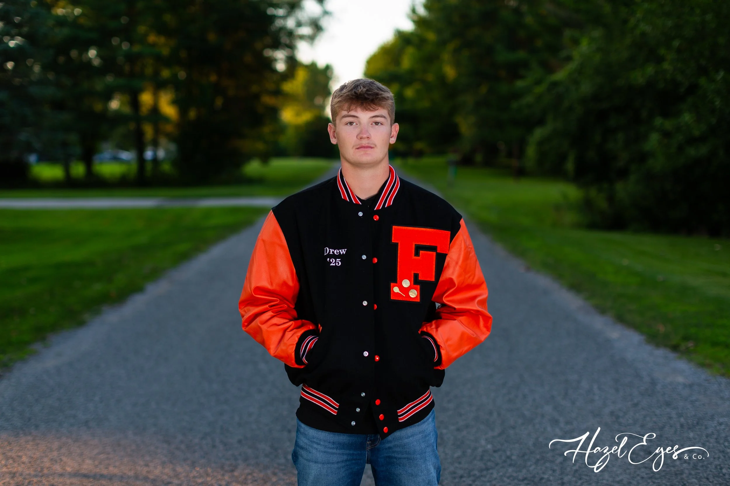 DrewSchmidt-2024-SeniorPhotos-93.jpg