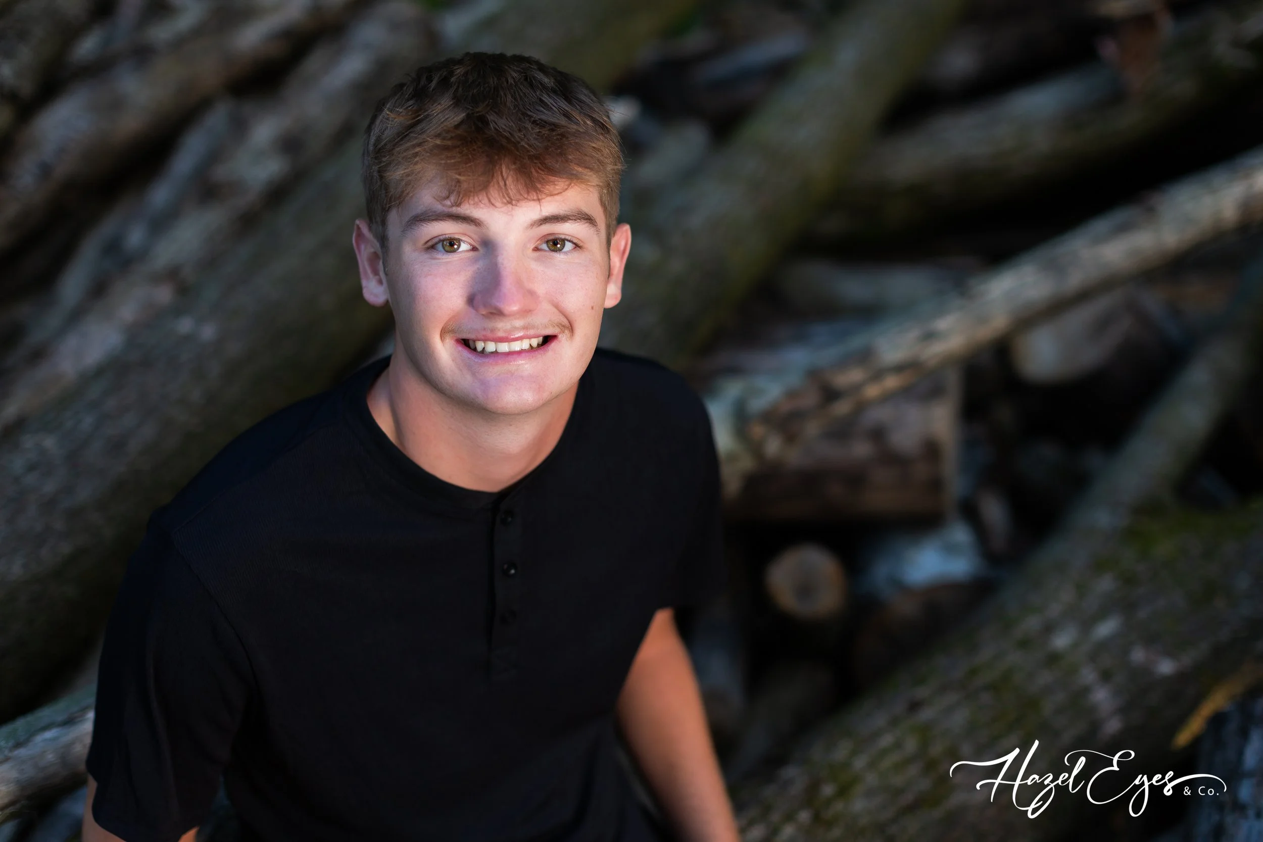 DrewSchmidt-2024-SeniorPhotos-31.jpg