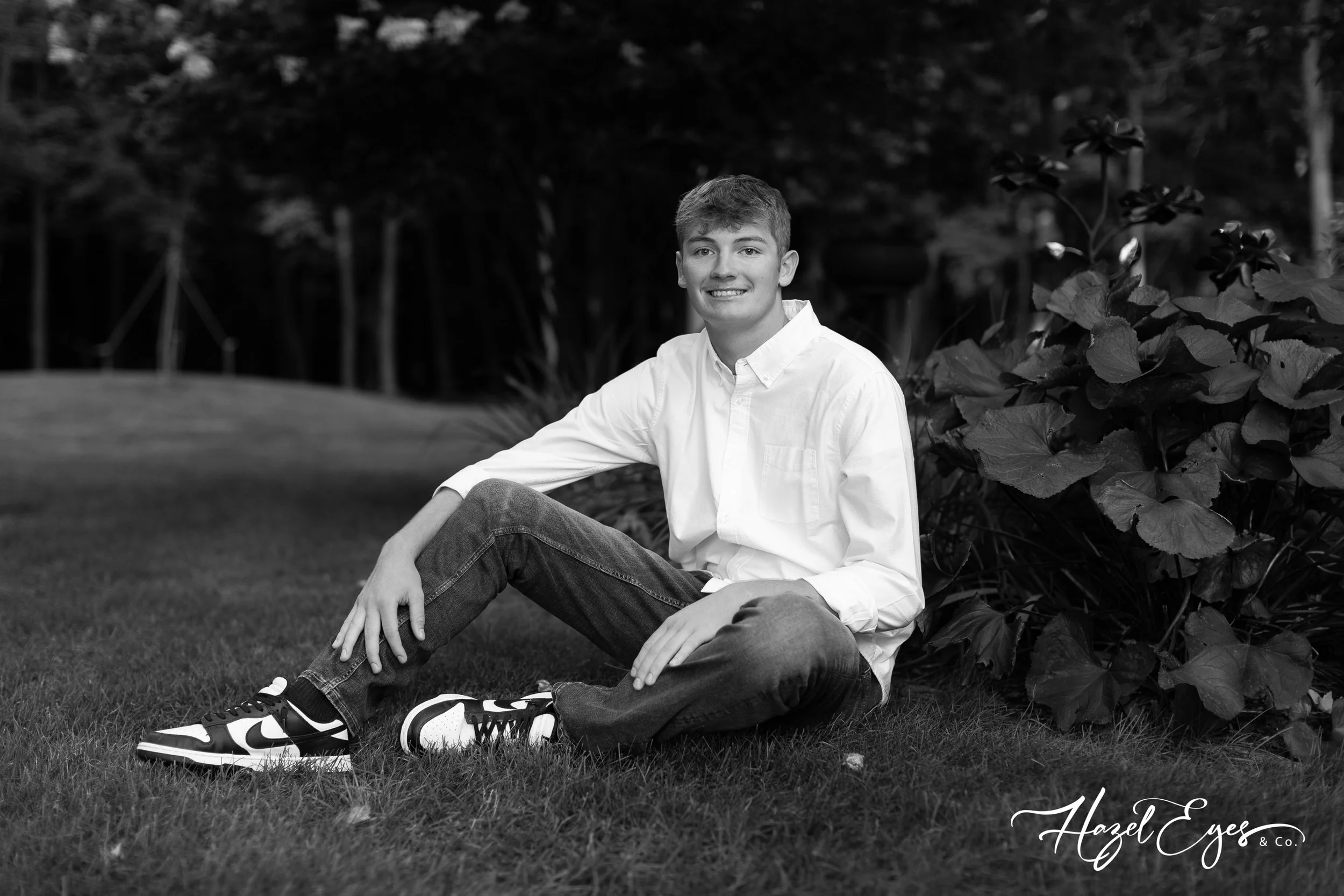 DrewSchmidt-2024-SeniorPhotos-70.jpg