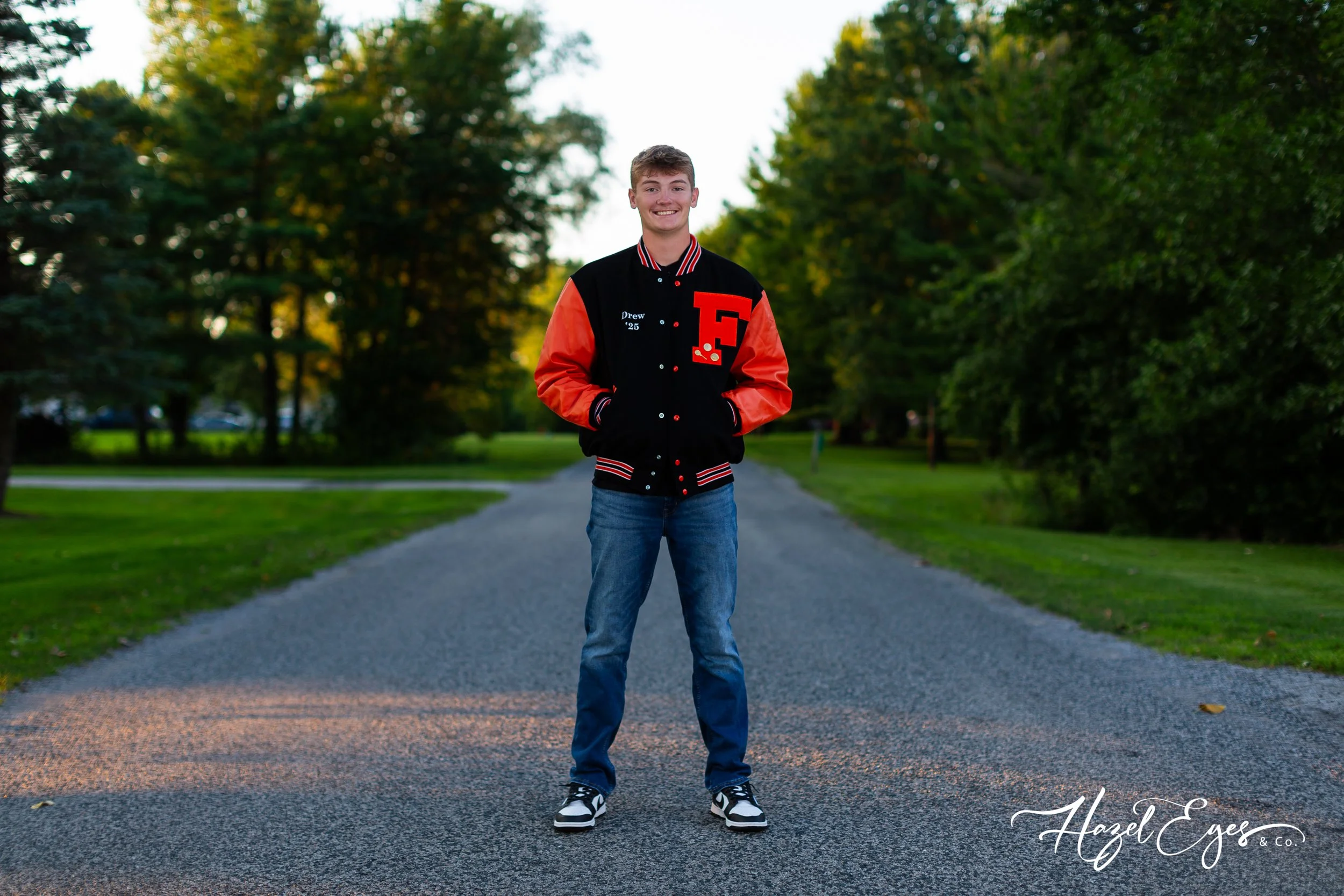 DrewSchmidt-2024-SeniorPhotos-91.jpg