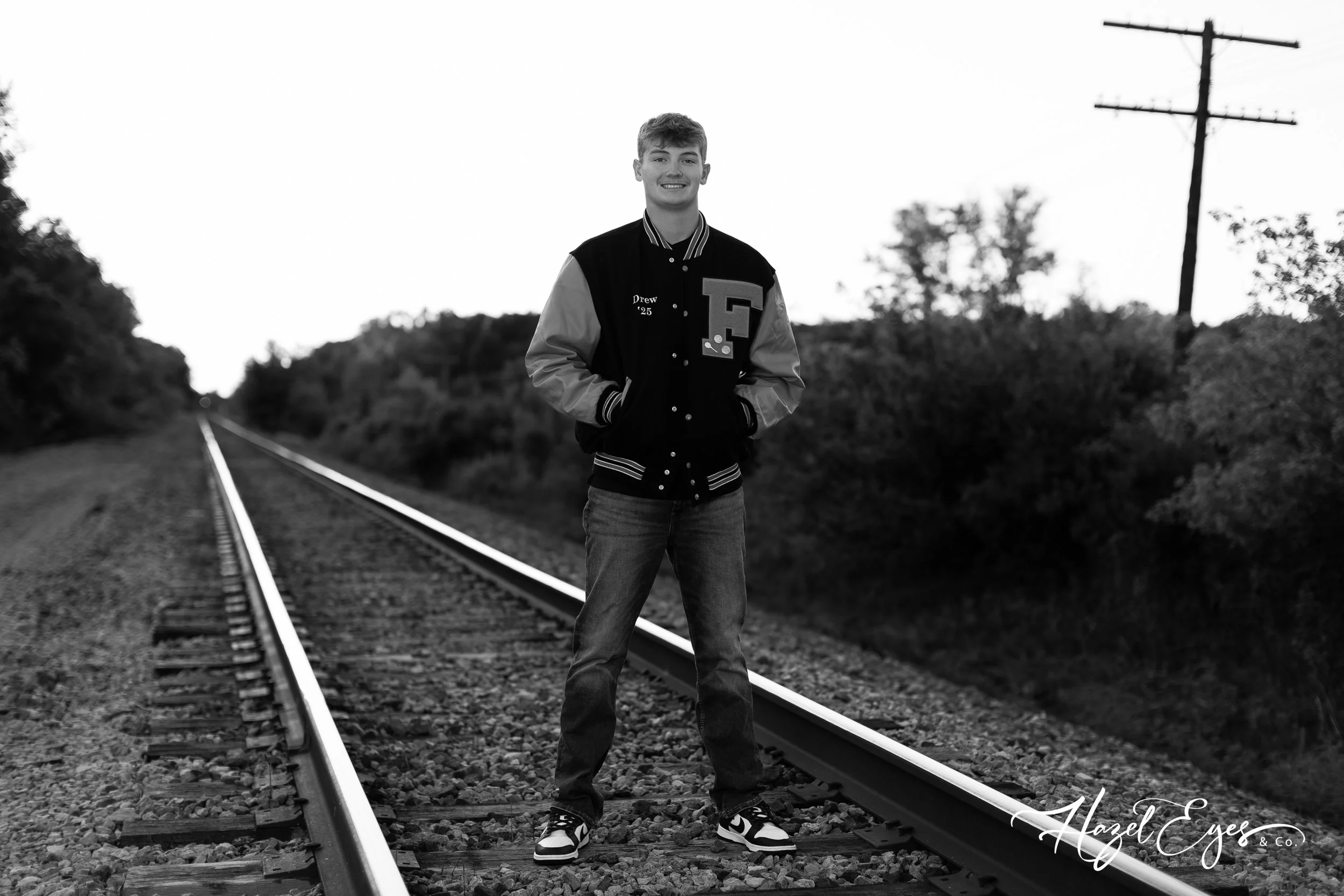 DrewSchmidt-2024-SeniorPhotos-102.jpg