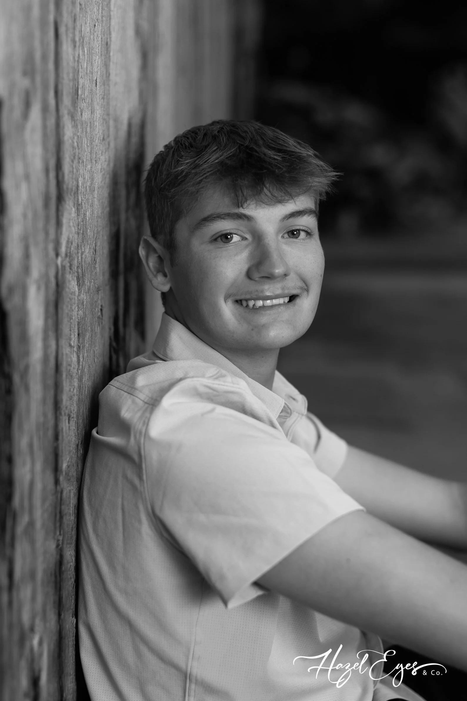 DrewSchmidt-2024-SeniorPhotos-22.jpg