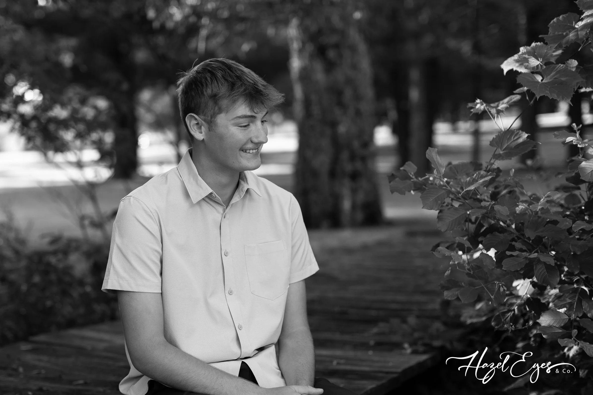 DrewSchmidt-2024-SeniorPhotos-10.jpg