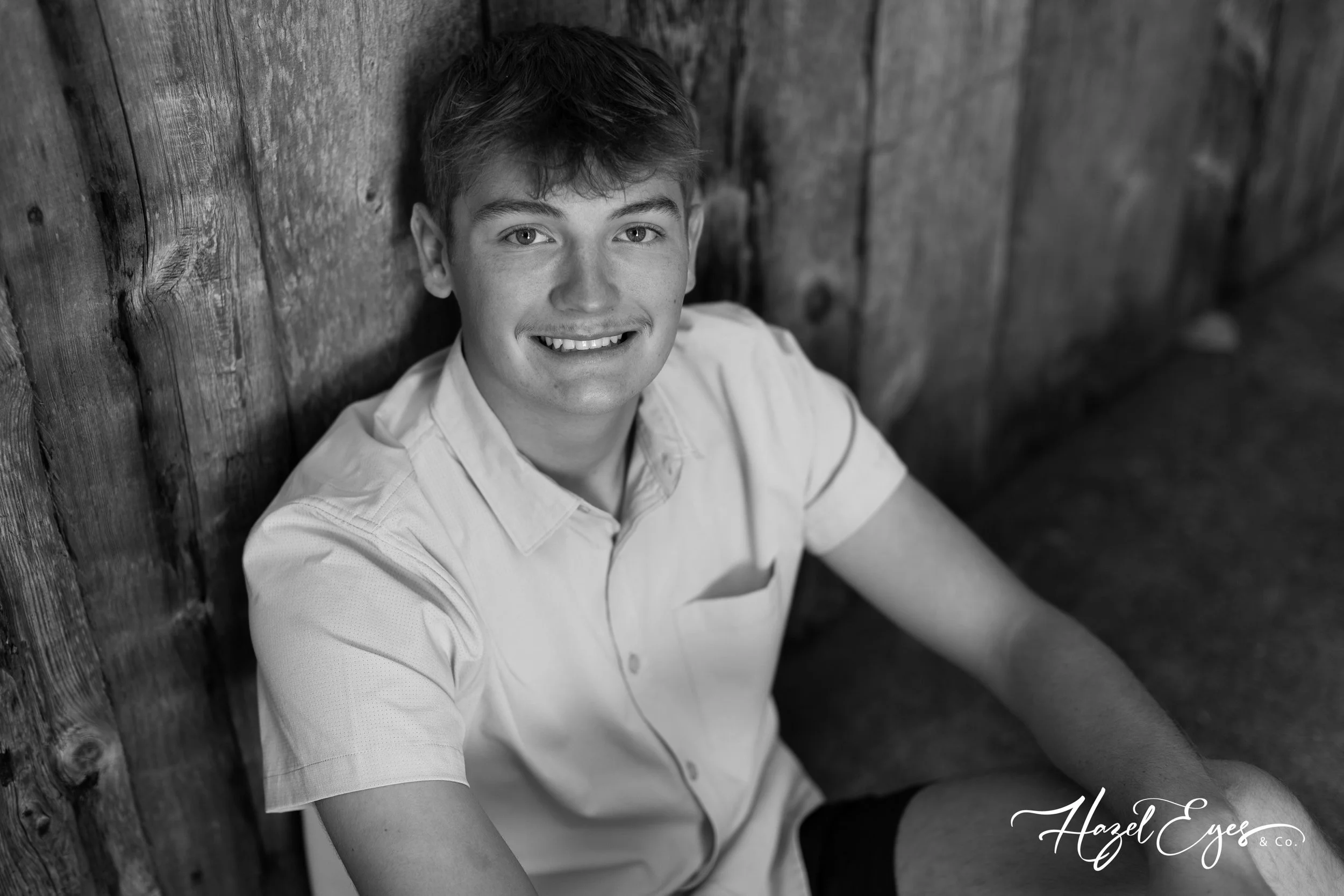 DrewSchmidt-2024-SeniorPhotos-18.jpg