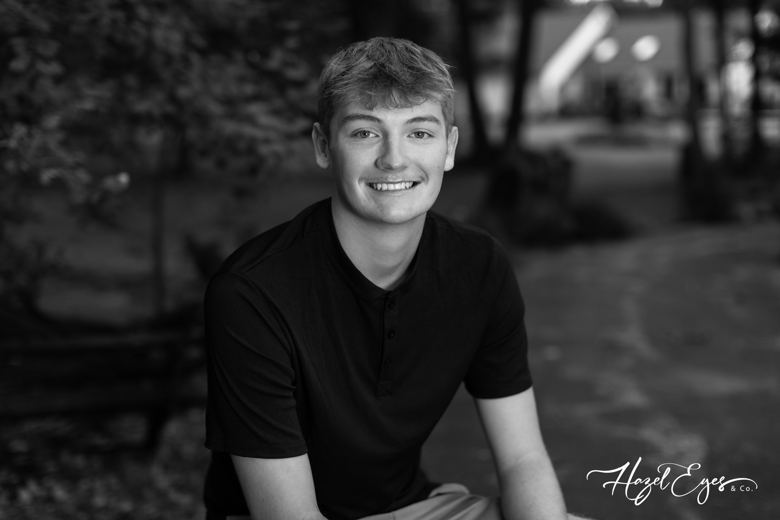 DrewSchmidt-2024-SeniorPhotos-52.jpg