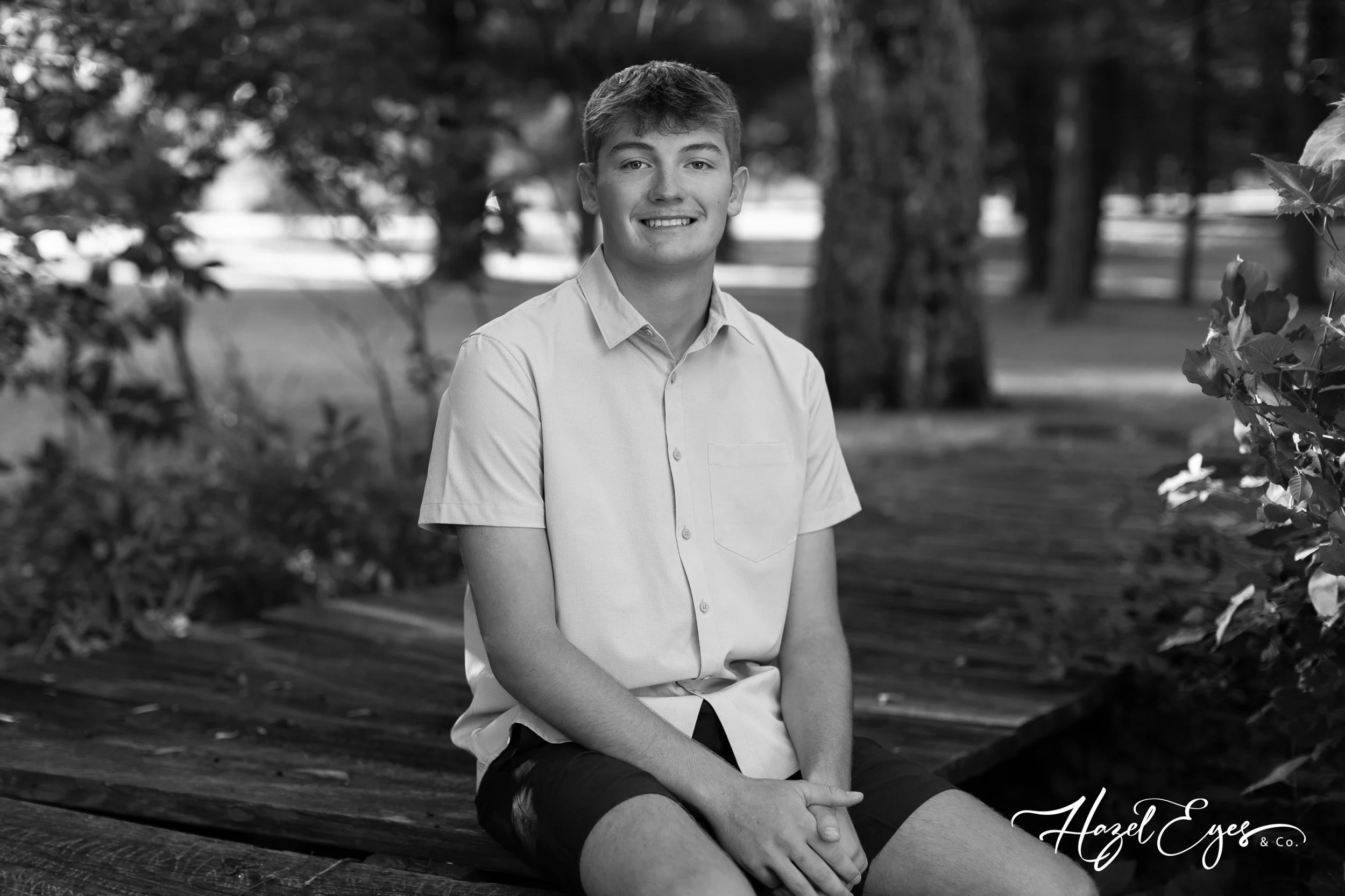 DrewSchmidt-2024-SeniorPhotos-8.jpg